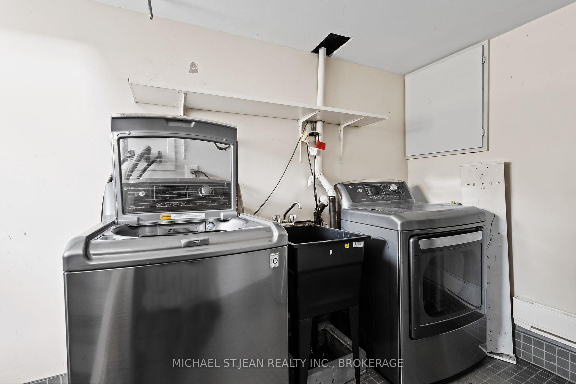 Photo 18 of 111 Rykert Street, St. Catharines, Western Hill — HOMEH