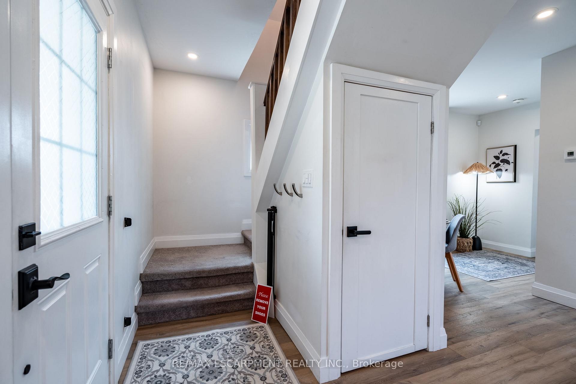 Photo 23 of 1 Prince Street, St. Catharines, E. Chester — HOMEH