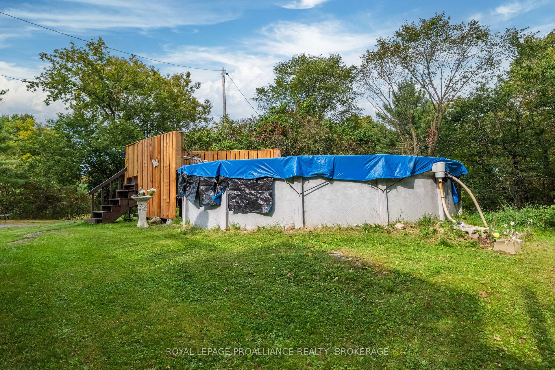 Photo 5 of 1911 Ormsbee Road, Frontenac, Frontenac South — HOMEH