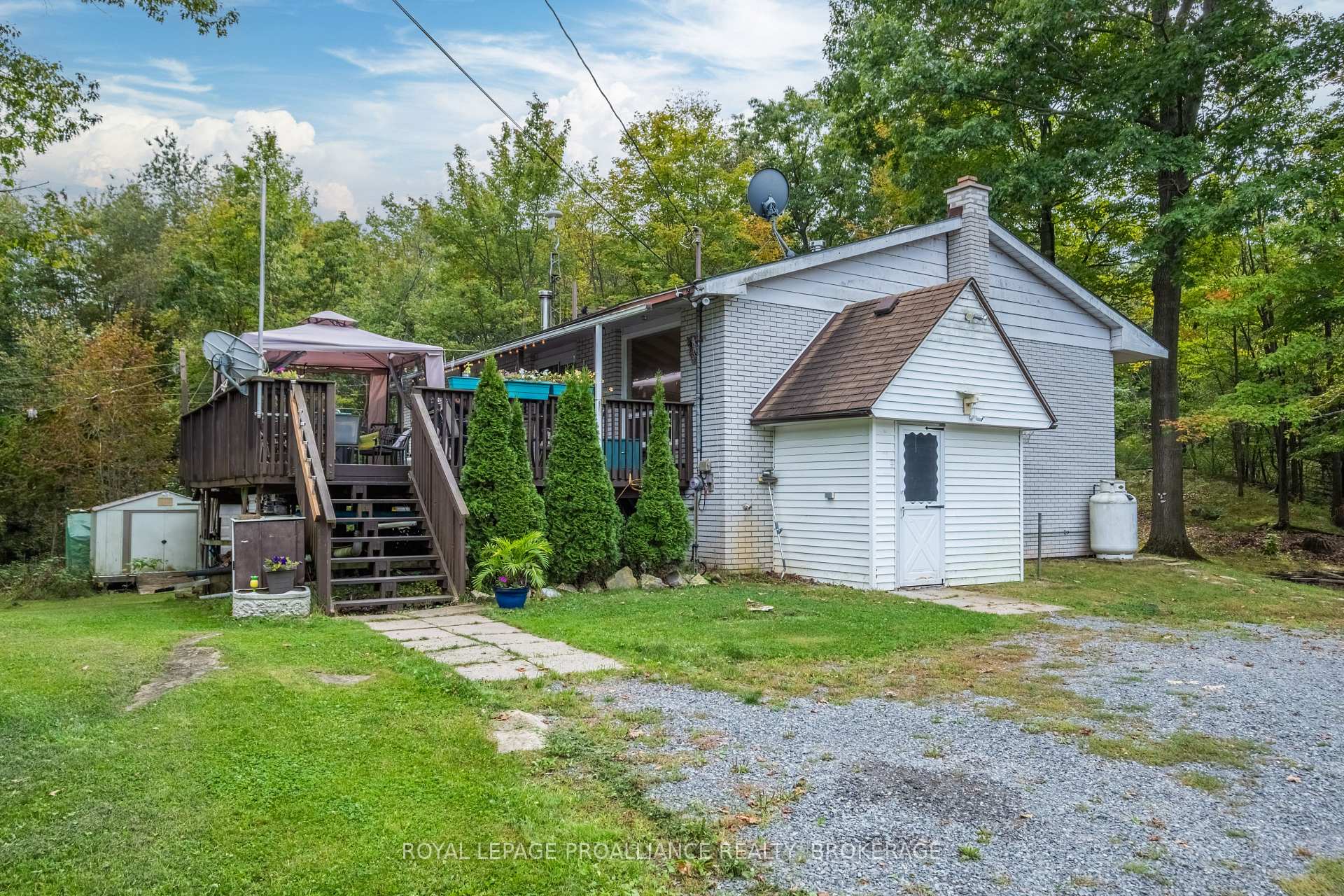 Photo 8 of 1911 Ormsbee Road, Frontenac, Frontenac South — HOMEH