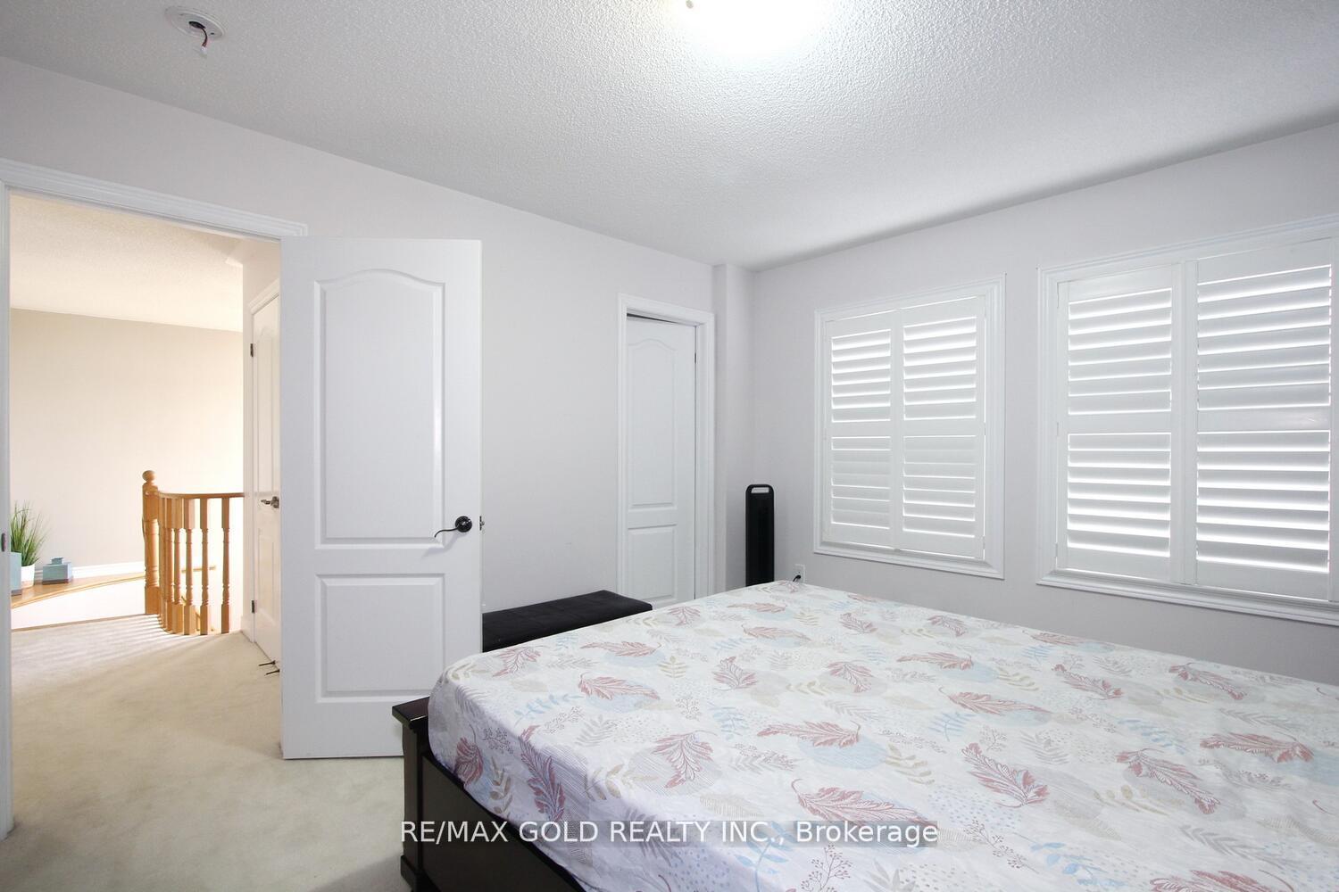 Photo 38 of 14 Lisson Crescent, Brampton, Credit Valley — HOMEH
