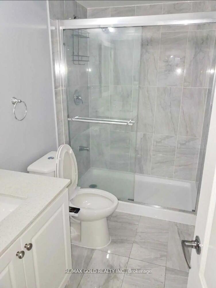 Photo 49 of 14 Lisson Crescent, Brampton, Credit Valley — HOMEH