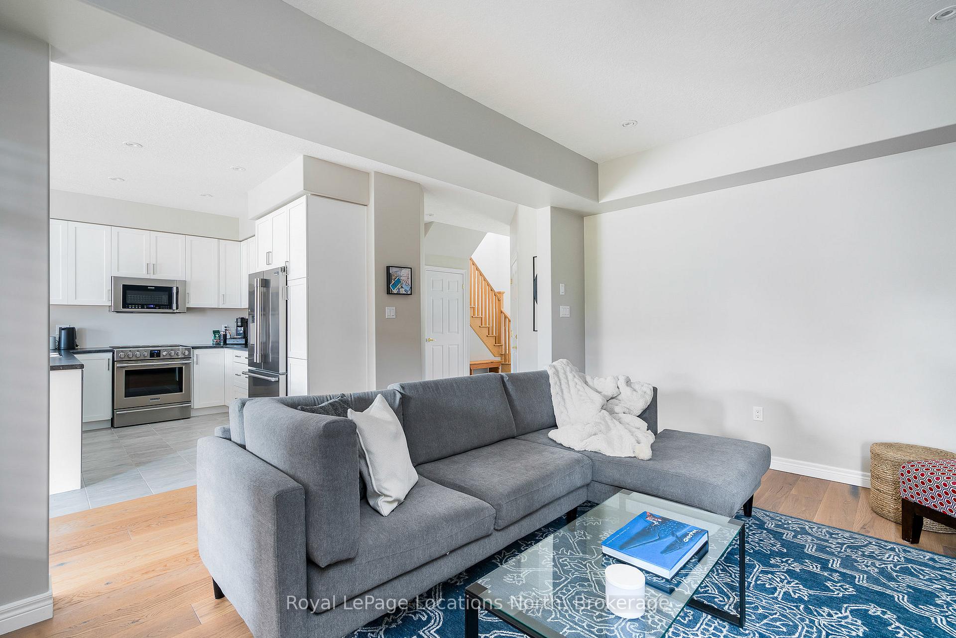 Photo 5 of 81 Plewes Drive, Collingwood — HOMEH