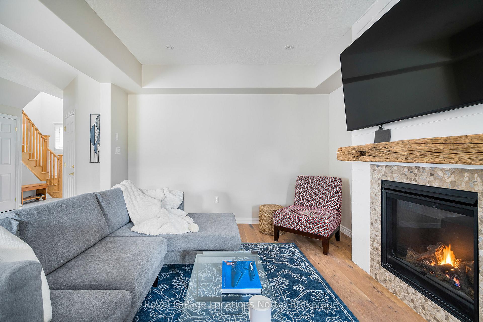 Photo 8 of 81 Plewes Drive, Collingwood — HOMEH