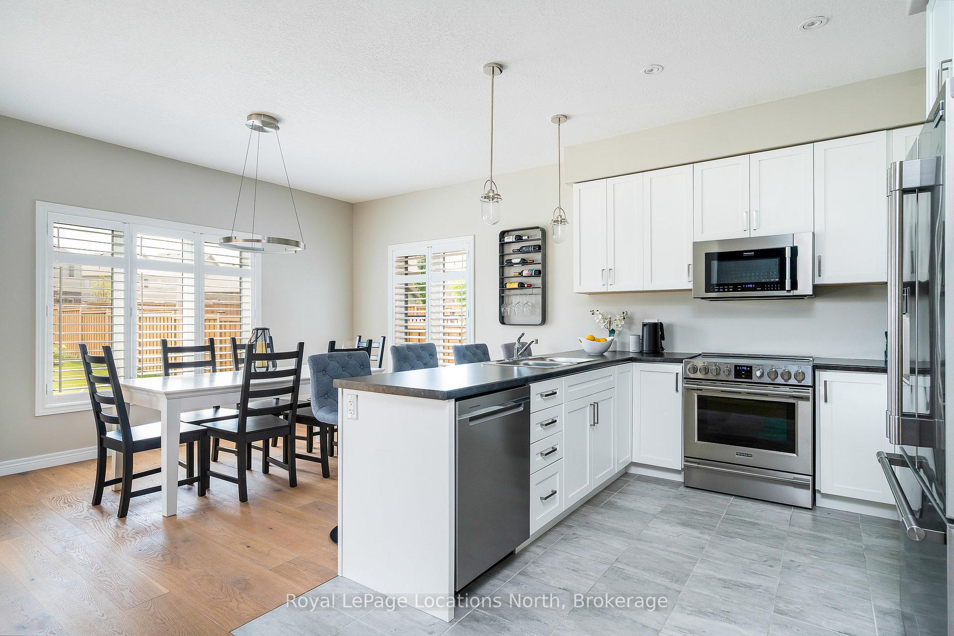 Photo 23 of 81 Plewes Drive, Collingwood — HOMEH