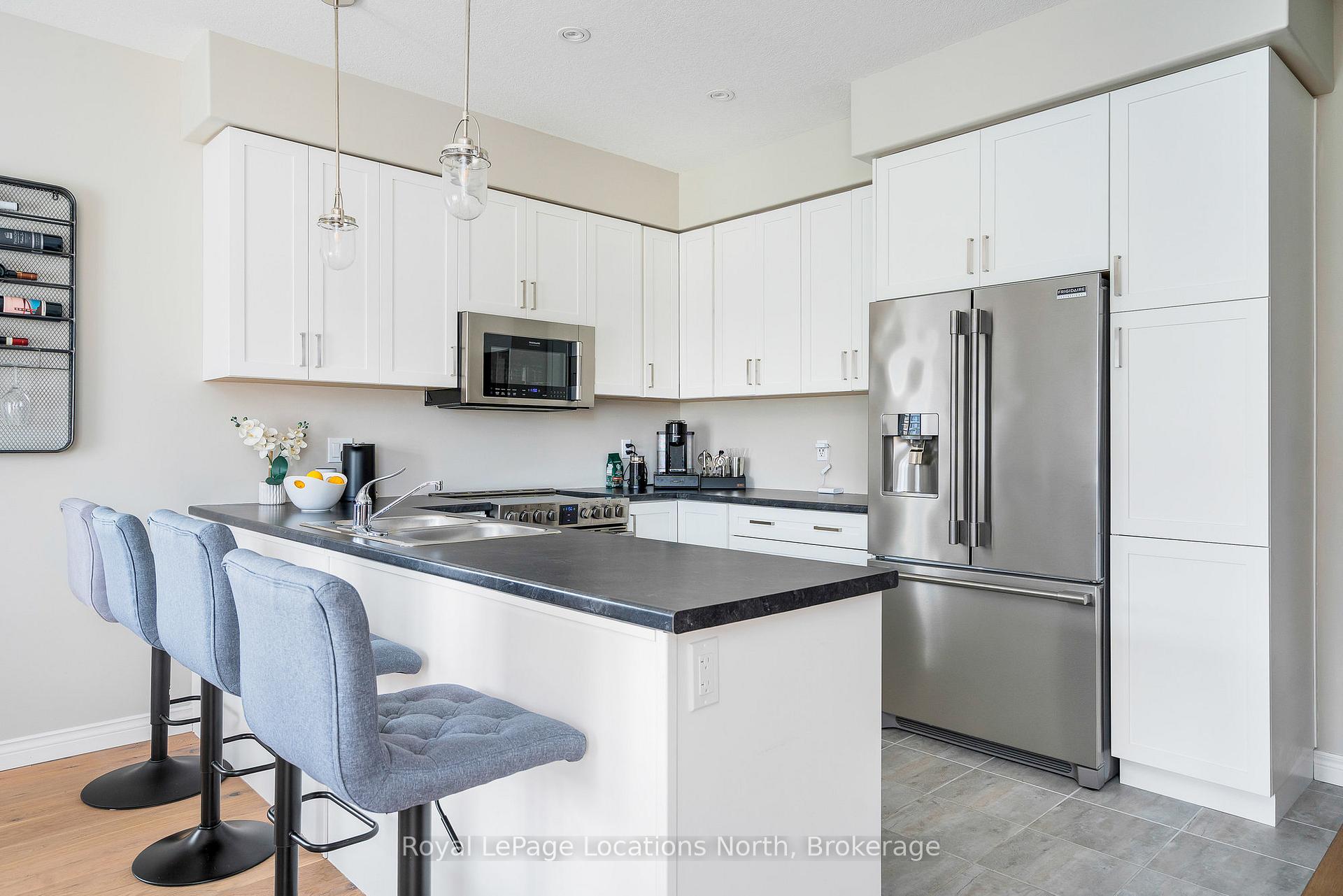 Photo 6 of 81 Plewes Drive, Collingwood — HOMEH
