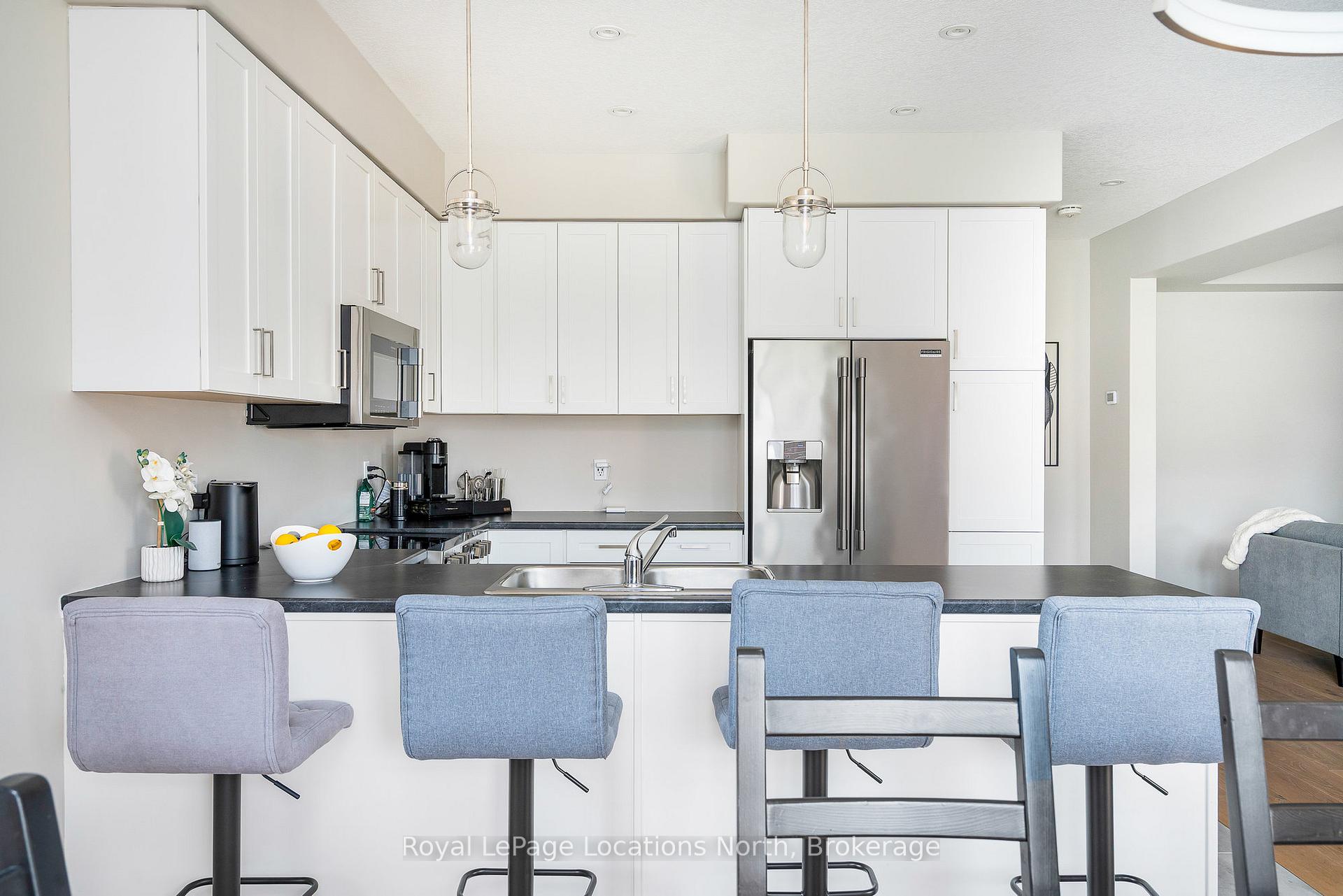 Photo 11 of 81 Plewes Drive, Collingwood — HOMEH