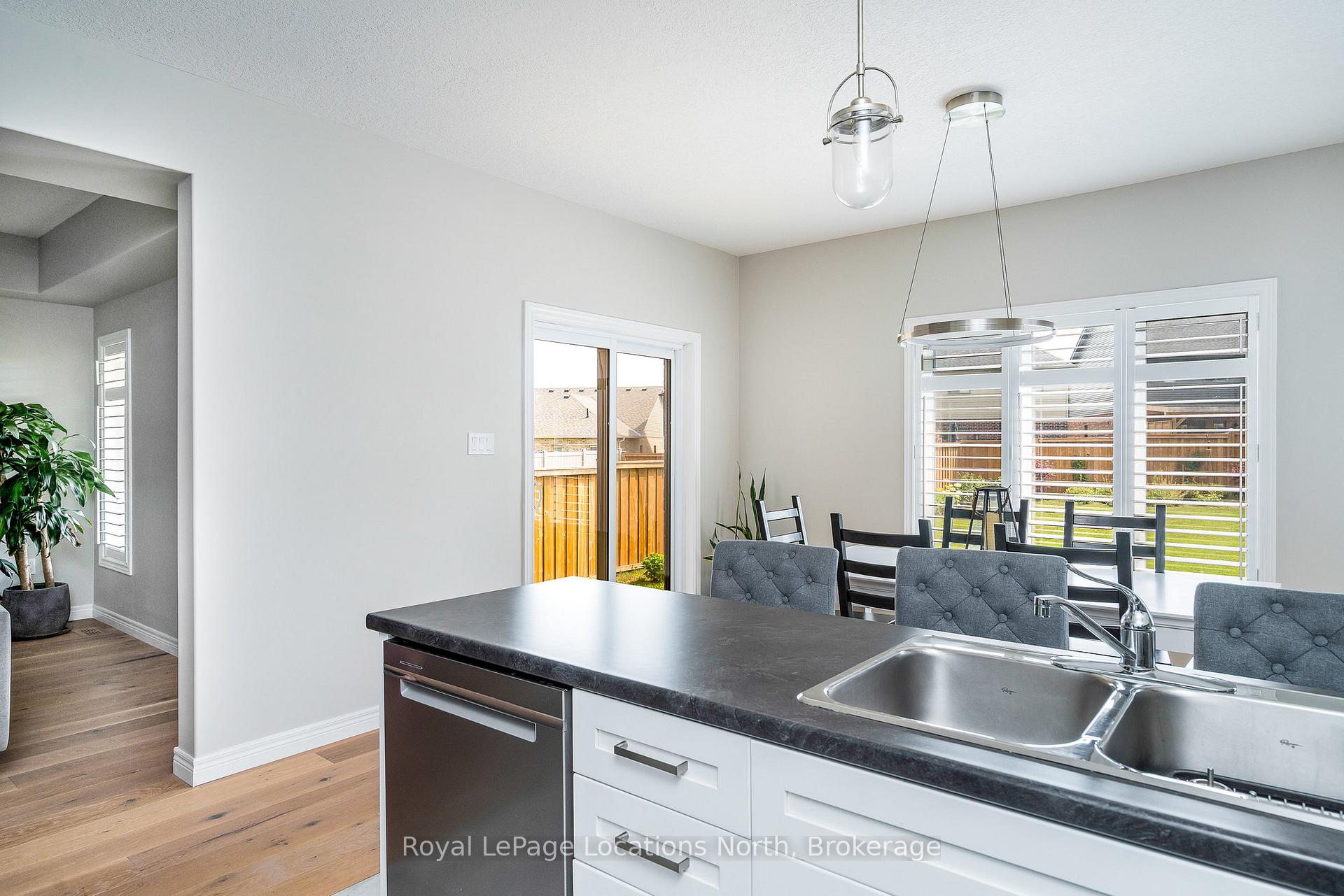 Photo 7 of 81 Plewes Drive, Collingwood — HOMEH