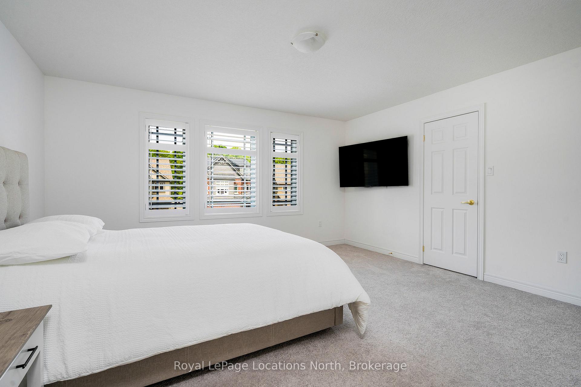 Photo 17 of 81 Plewes Drive, Collingwood — HOMEH