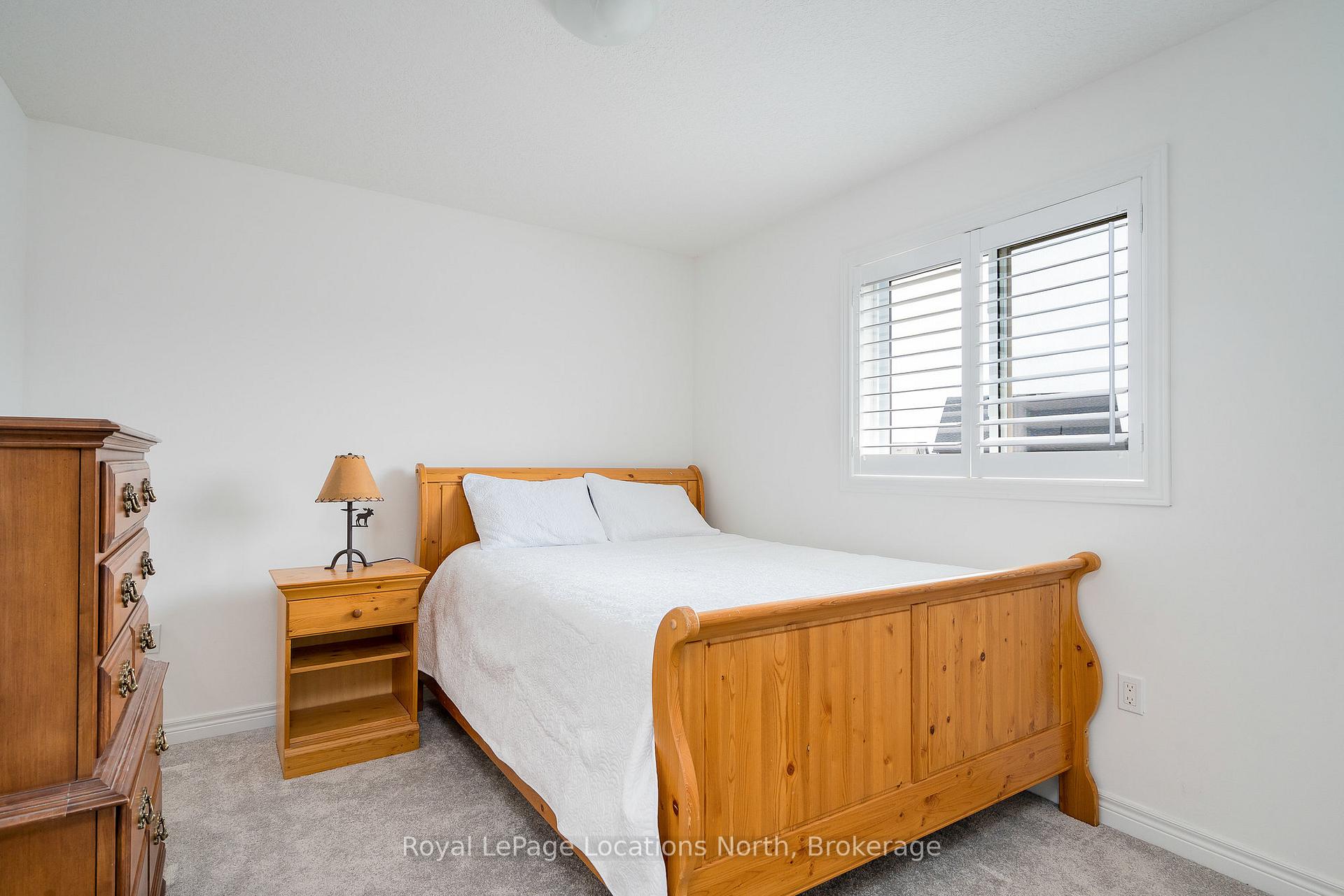 Photo 33 of 81 Plewes Drive, Collingwood — HOMEH