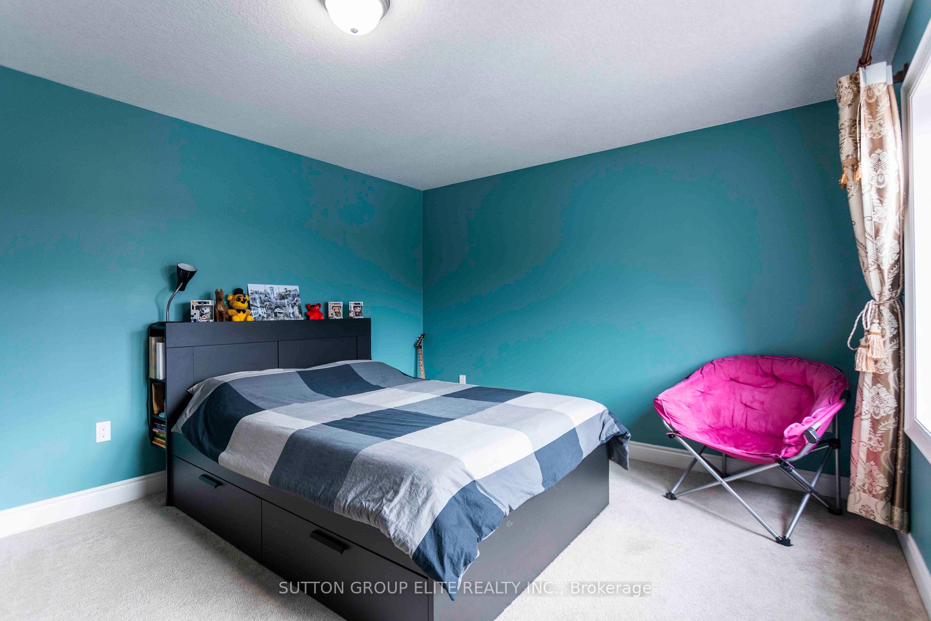 Photo 26 of 38 Richmond Park Drive, Georgina, Keswick North — HOMEH