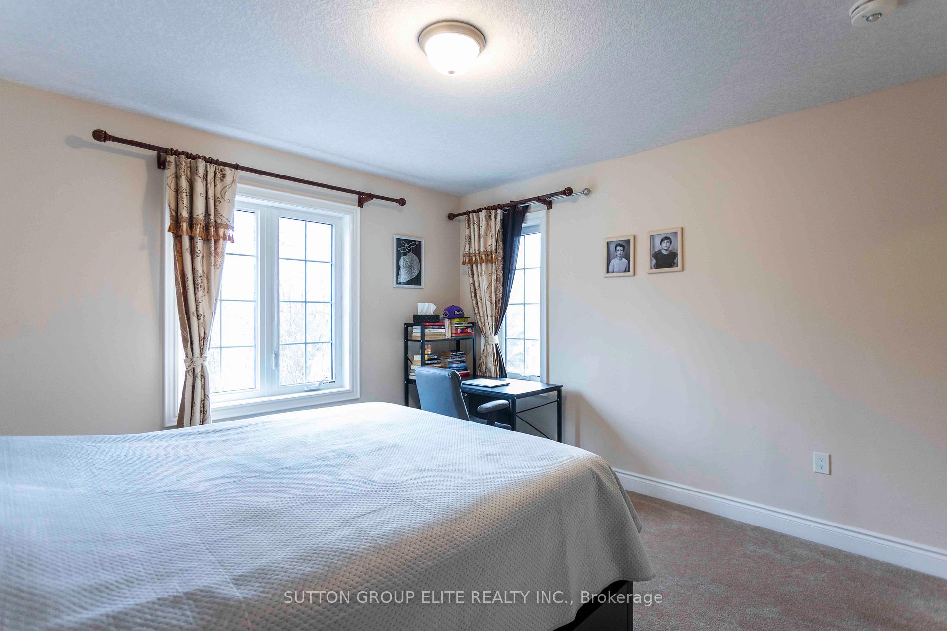 Photo 31 of 38 Richmond Park Drive, Georgina, Keswick North — HOMEH