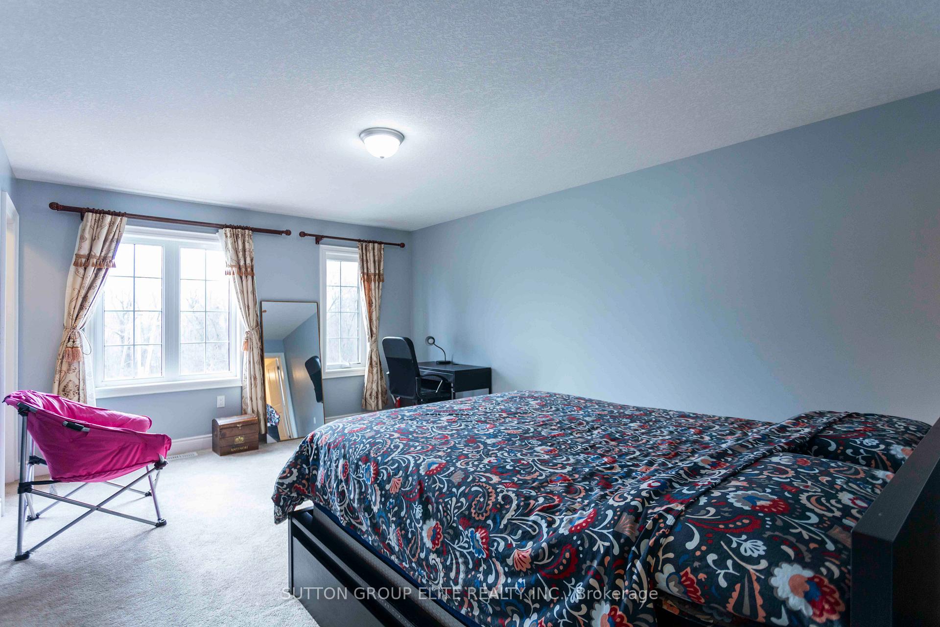 Photo 33 of 38 Richmond Park Drive, Georgina, Keswick North — HOMEH