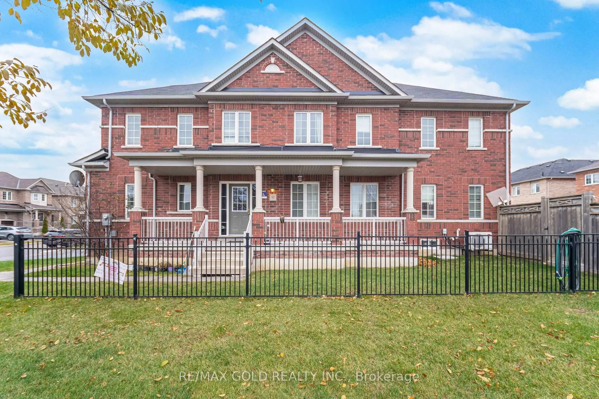 Photo 1 of 92 Bellchase Trail, Brampton, Bram East — HOMEH