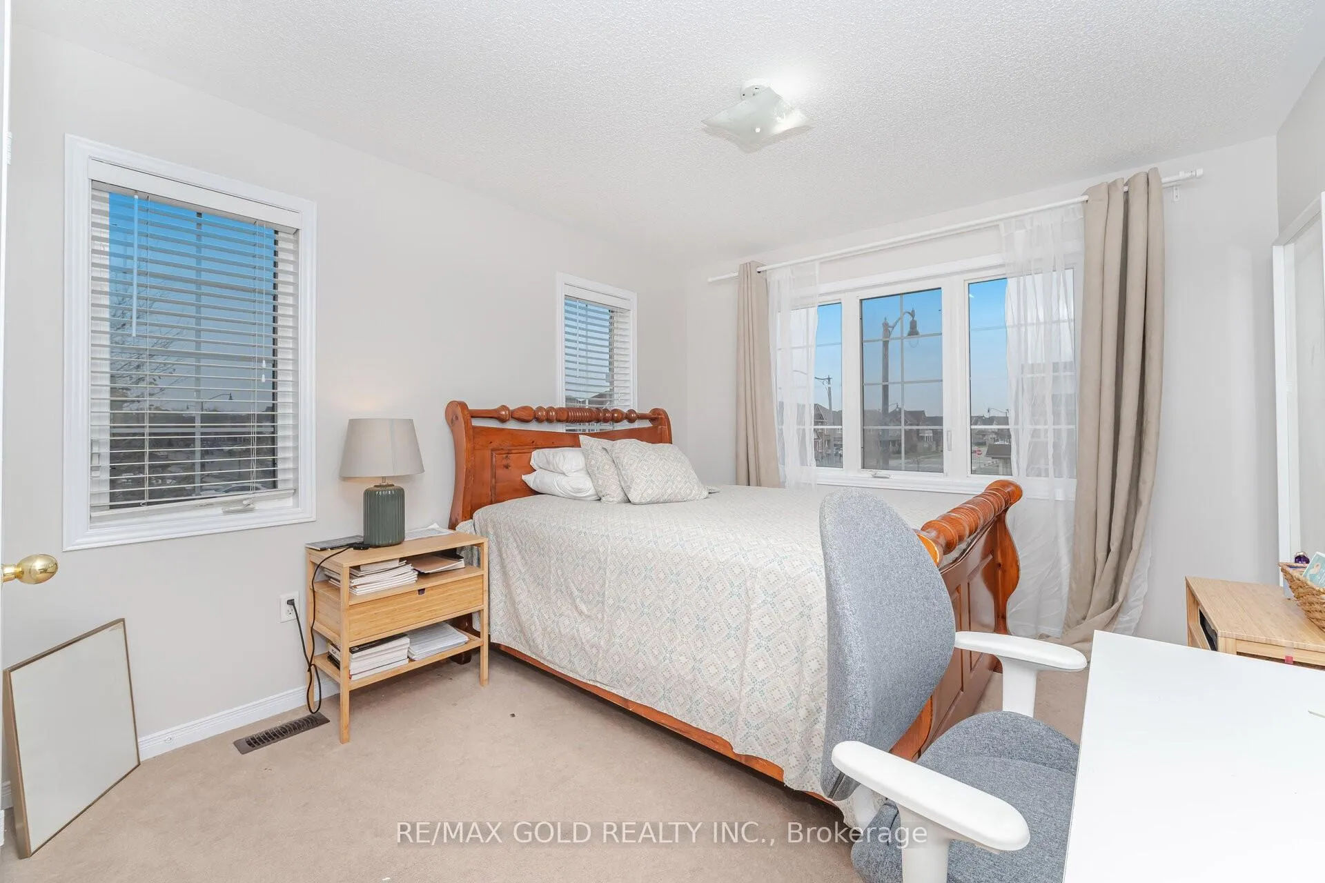 Photo 30 of 92 Bellchase Trail, Brampton, Bram East — HOMEH