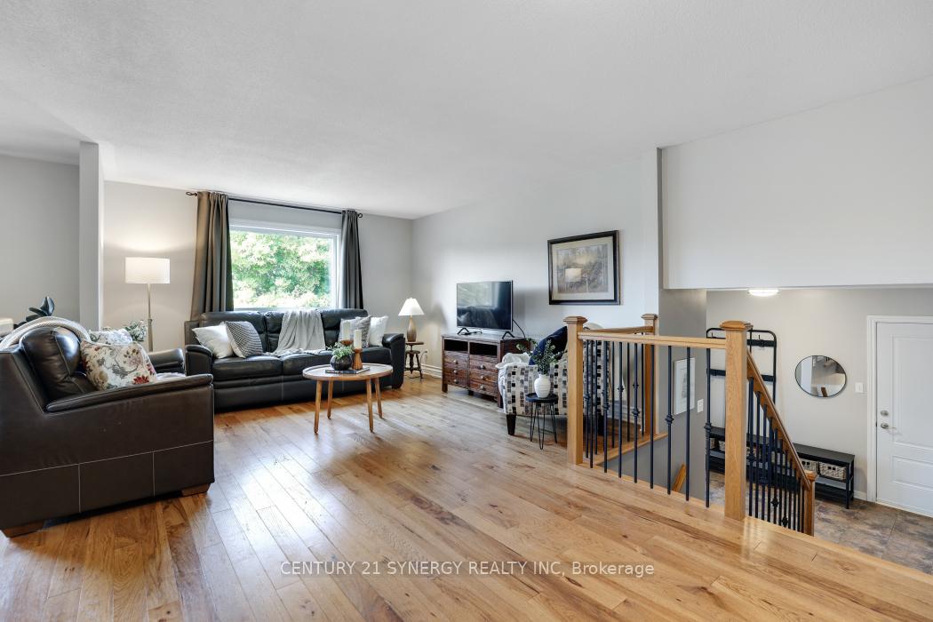 Photo 8 of 2725 Glen Street, Ottawa, Metcalfe — HOMEH