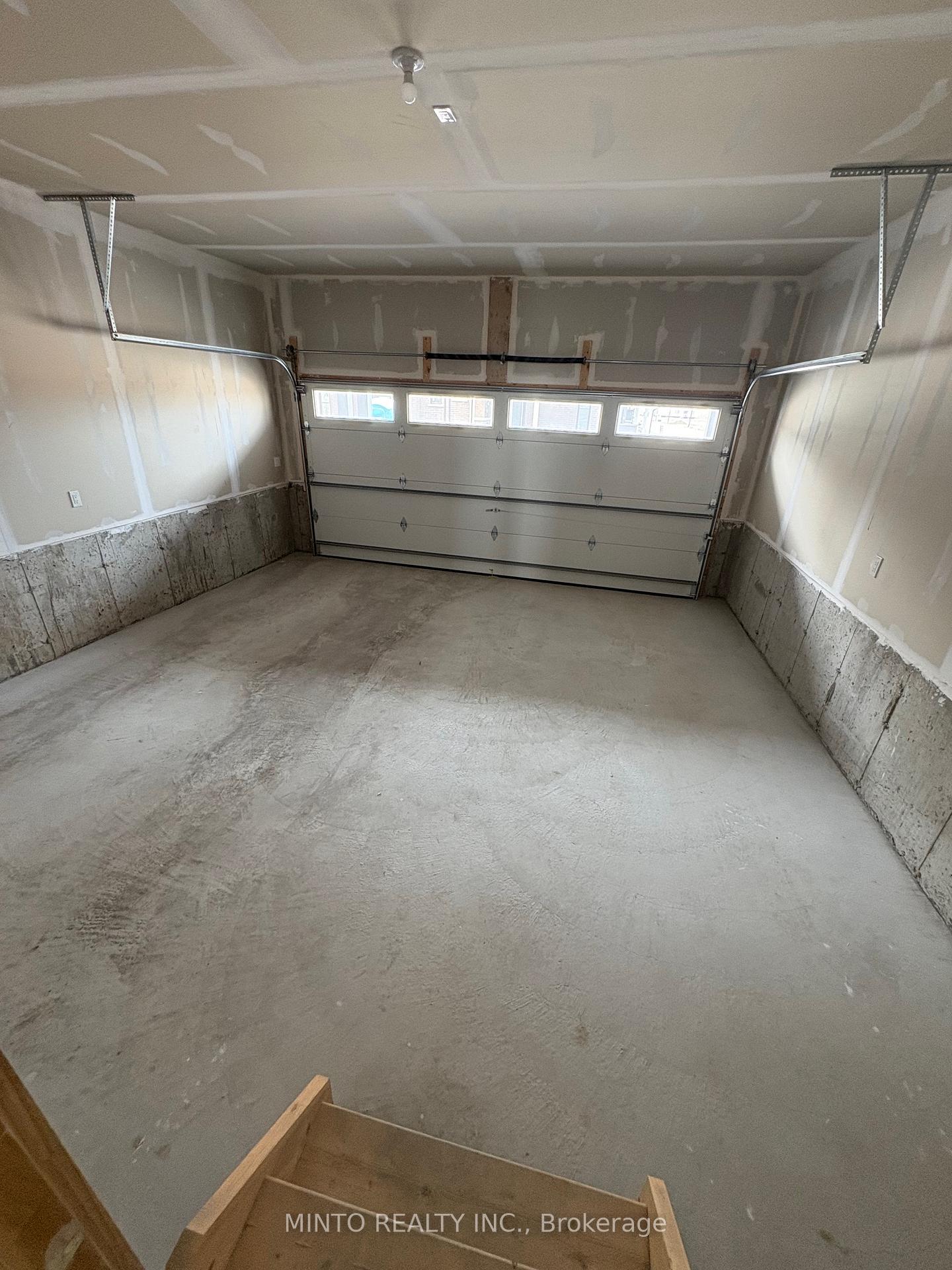 Photo 10 of 2460 Harmony Road N, Oshawa, Kedron — HOMEH