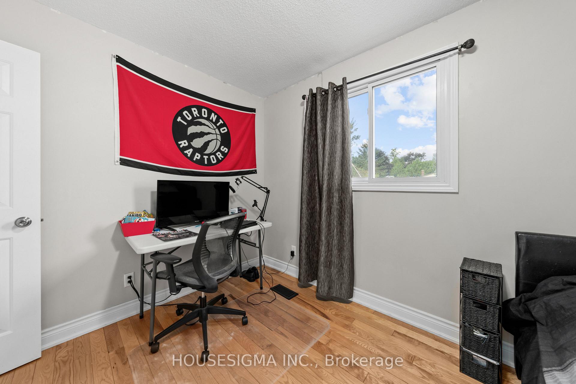 Photo 22 of 925 Blue Jay Street, Cavan Monaghan, Cavan-Monaghan — HOMEH