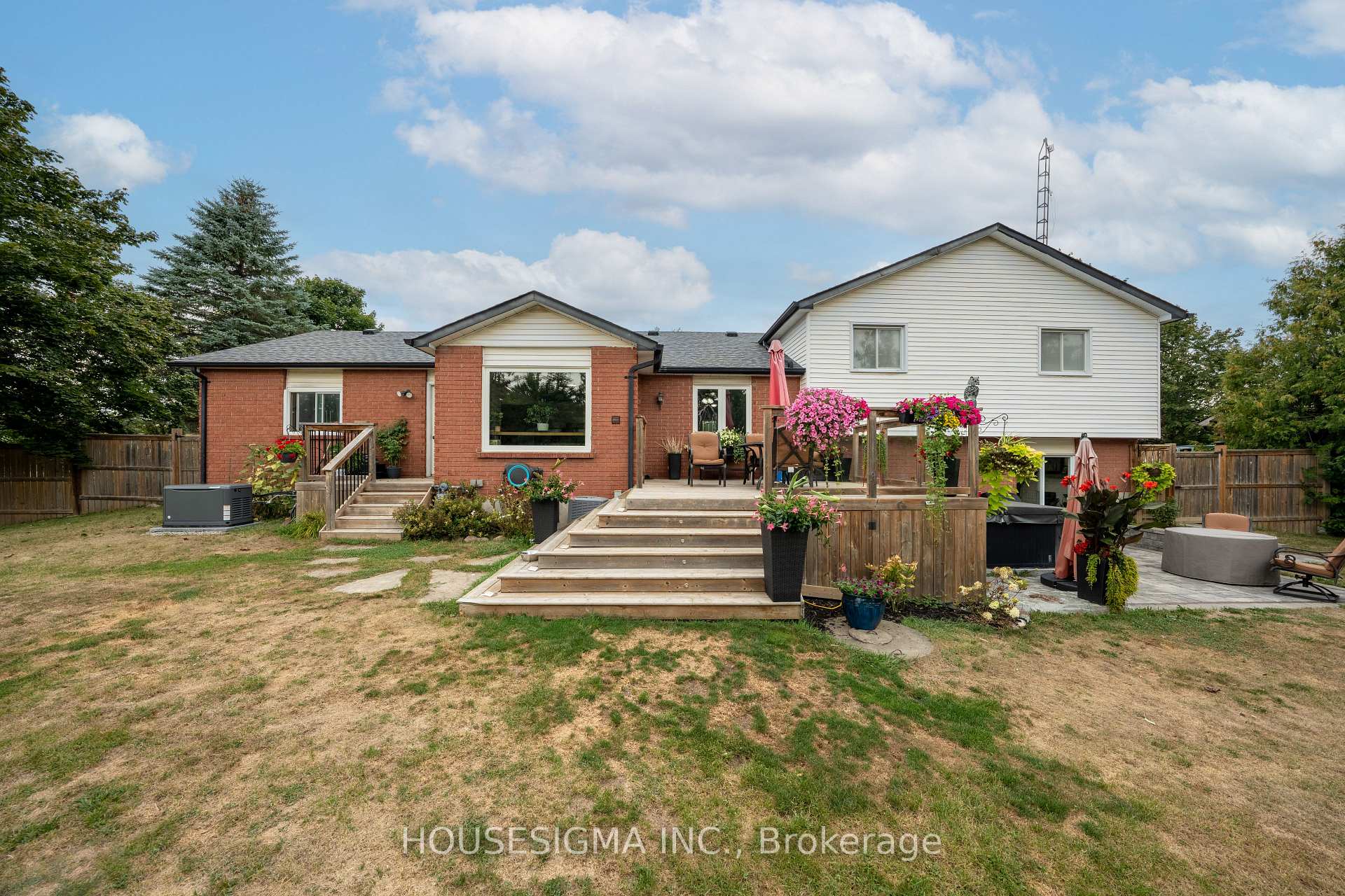 Photo 36 of 925 Blue Jay Street, Cavan Monaghan, Cavan-Monaghan — HOMEH