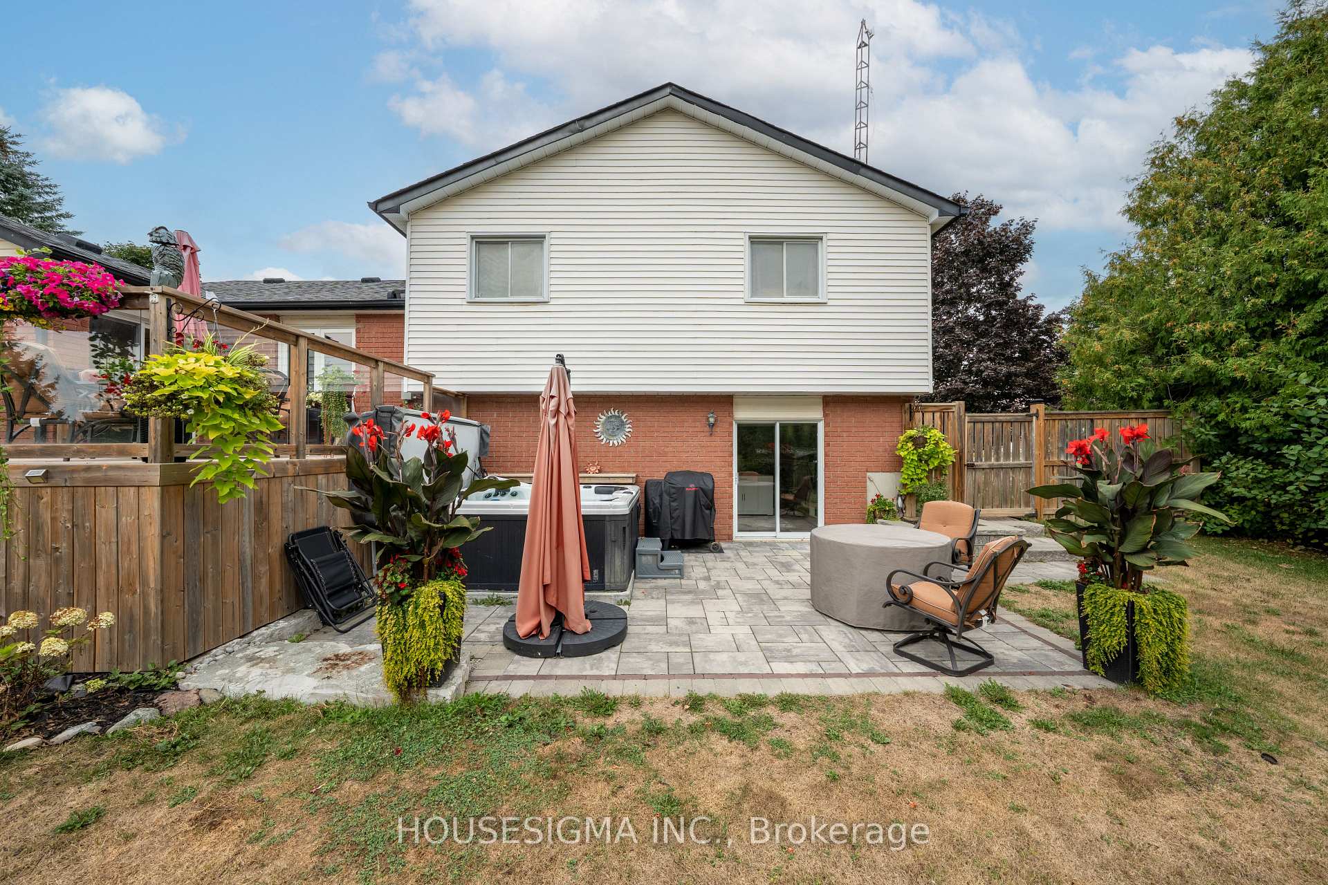 Photo 32 of 925 Blue Jay Street, Cavan Monaghan, Cavan-Monaghan — HOMEH