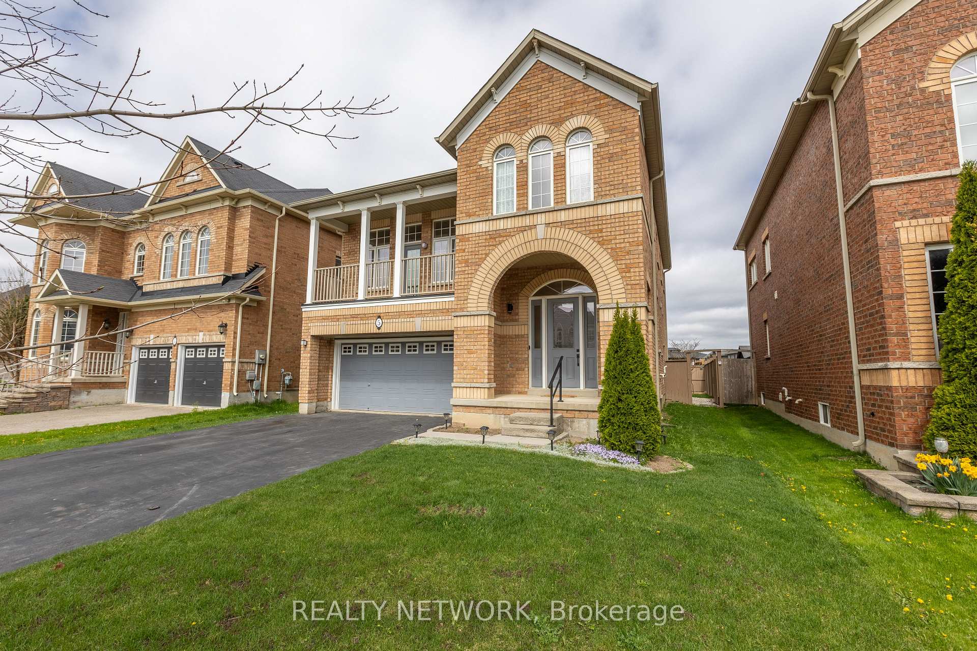 Front of 5 JuneBerry Road