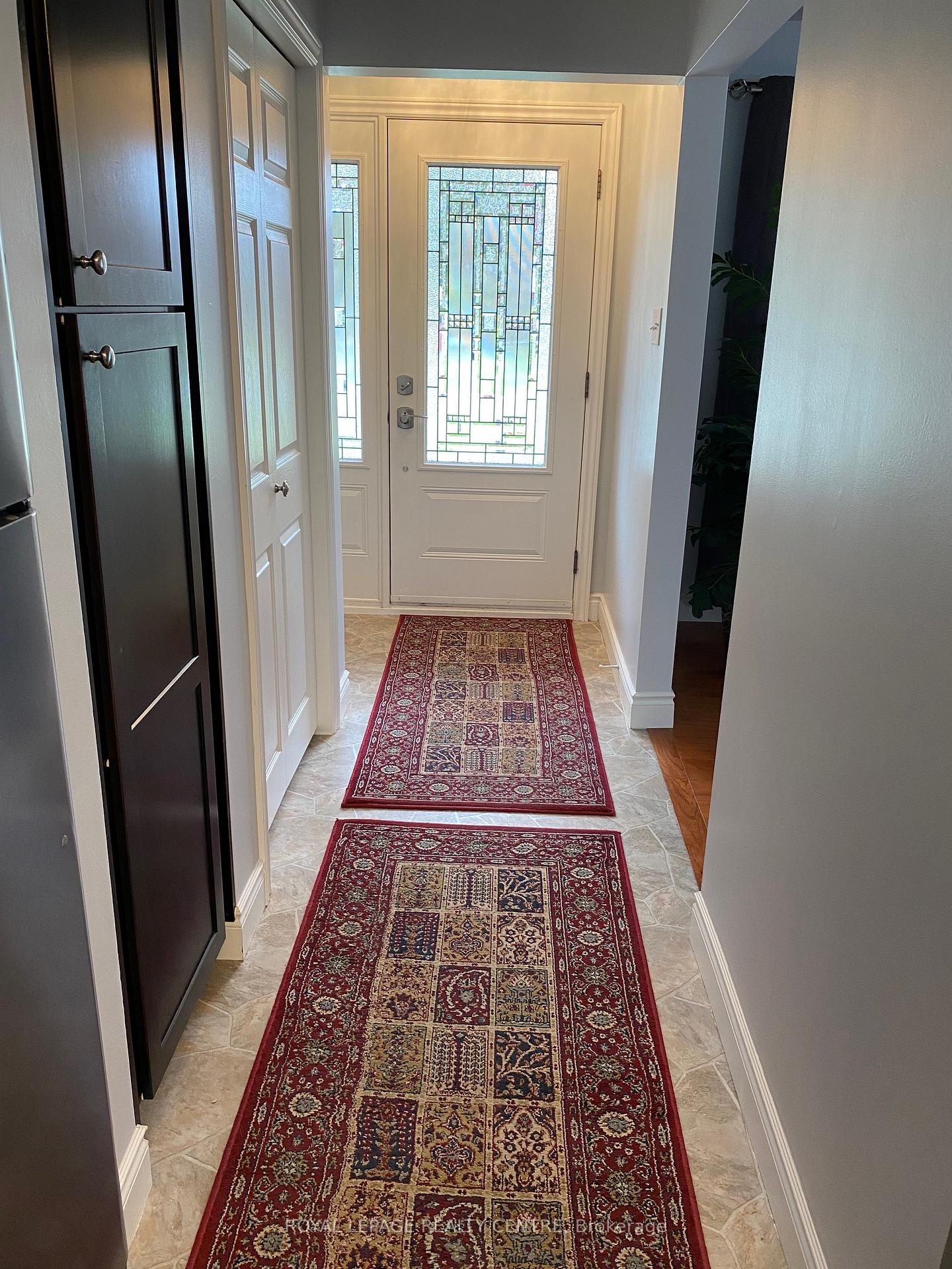 Photo 9 of 35 Aintree Crescent, Brampton, Avondale — HOMEH