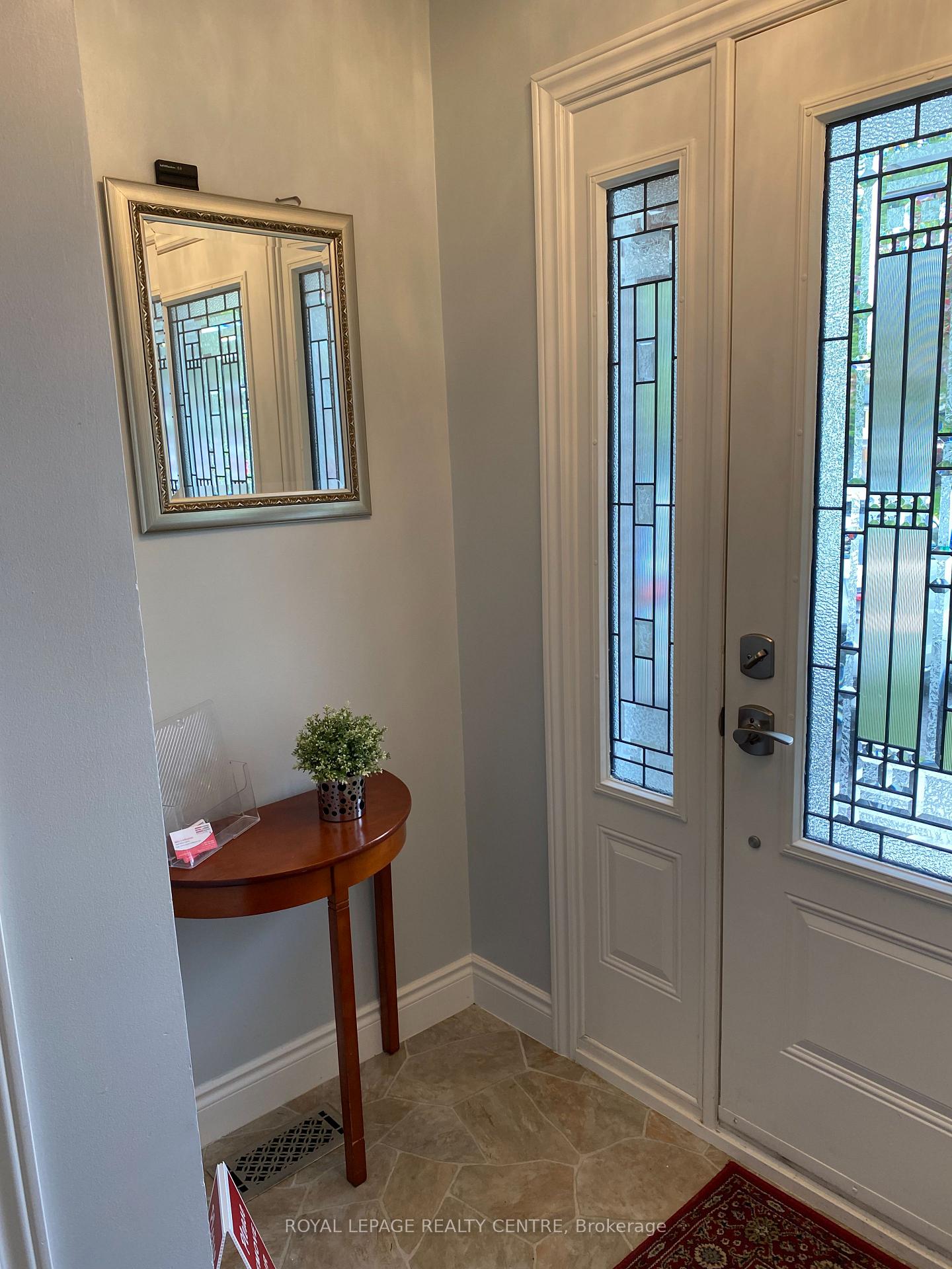 Photo 18 of 35 Aintree Crescent, Brampton, Avondale — HOMEH