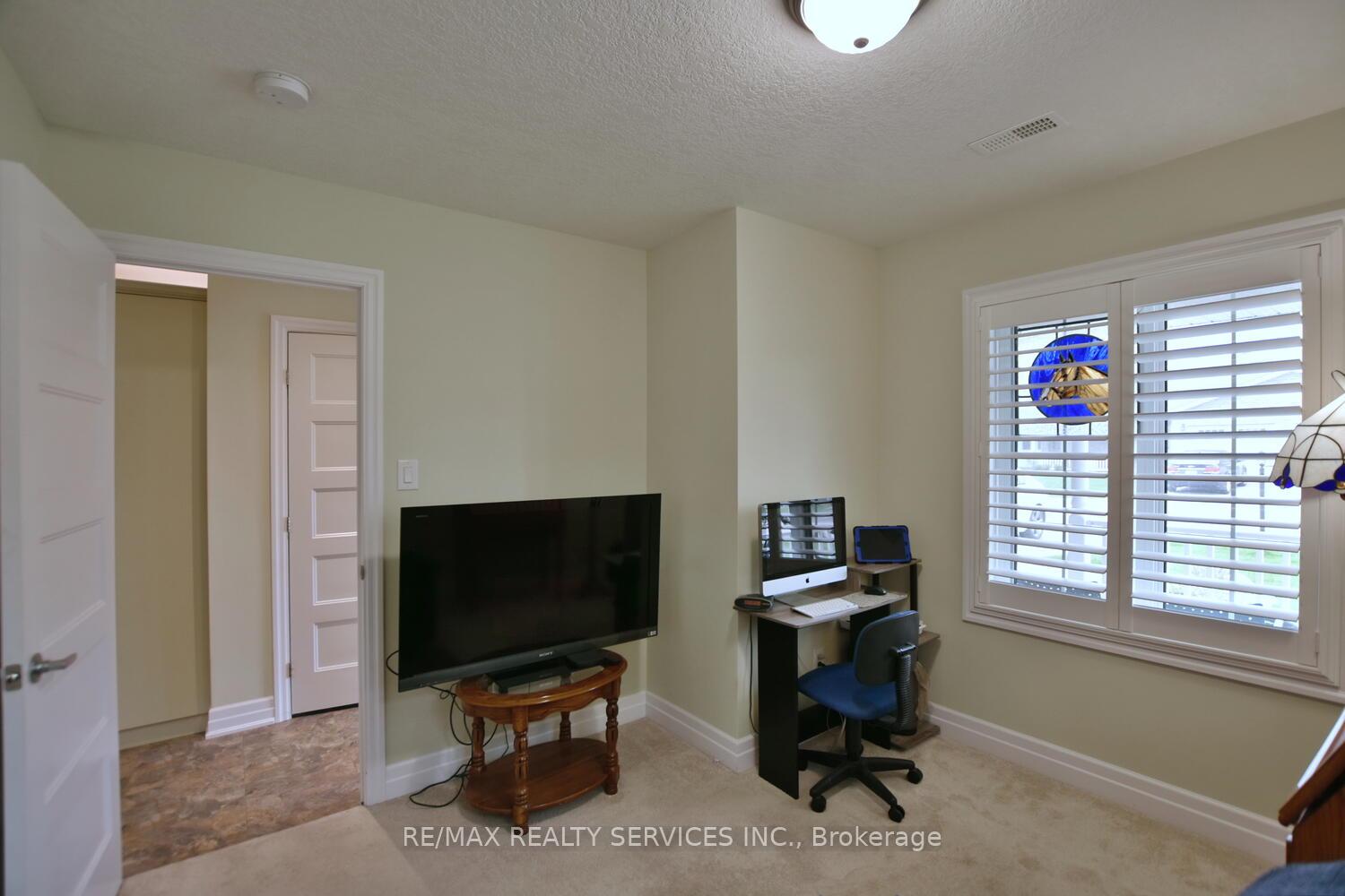 Photo 32 of 45 Clover Crescent, Wasaga Beach — HOMEH