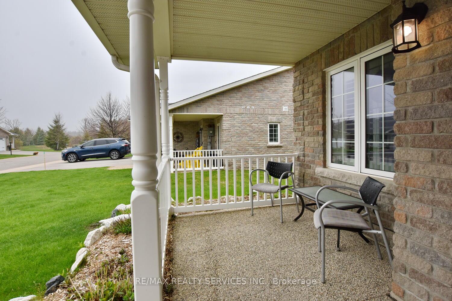Photo 39 of 45 Clover Crescent, Wasaga Beach — HOMEH