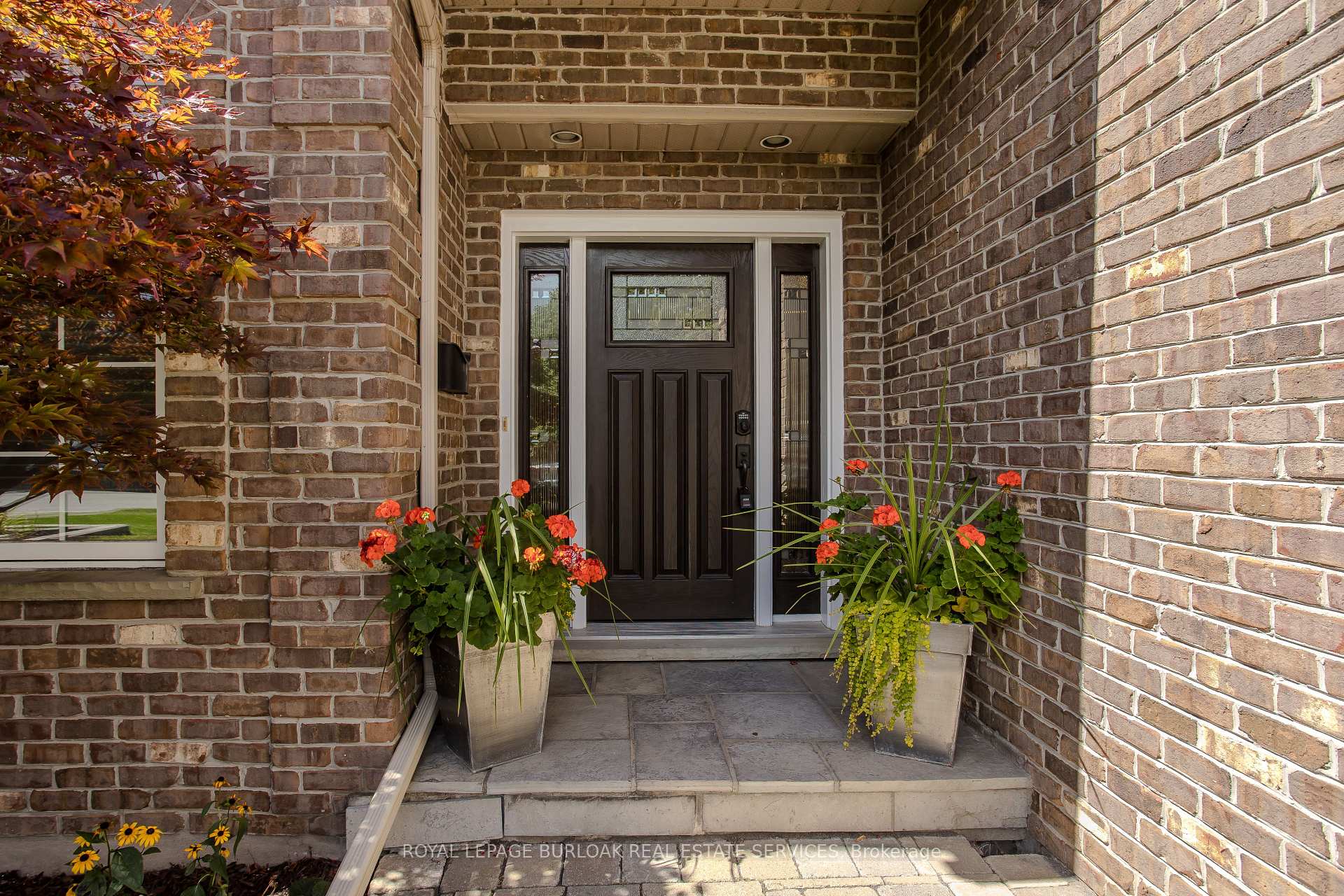 Photo 6 of 56 Farris Avenue, St. Catharines, Rykert/Vansickle — HOMEH