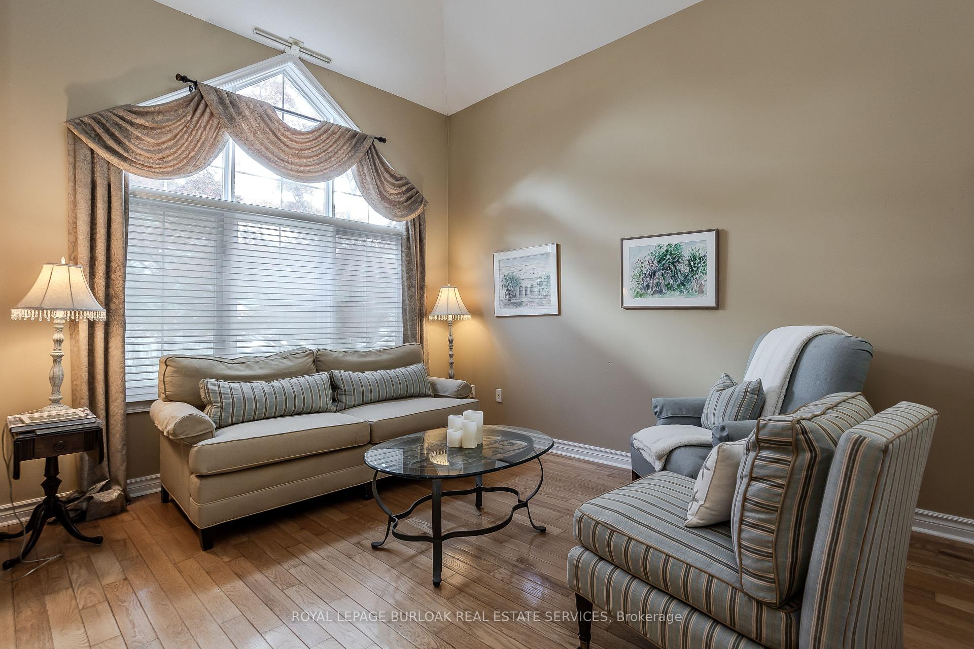 Photo 7 of 56 Farris Avenue, St. Catharines, Rykert/Vansickle — HOMEH