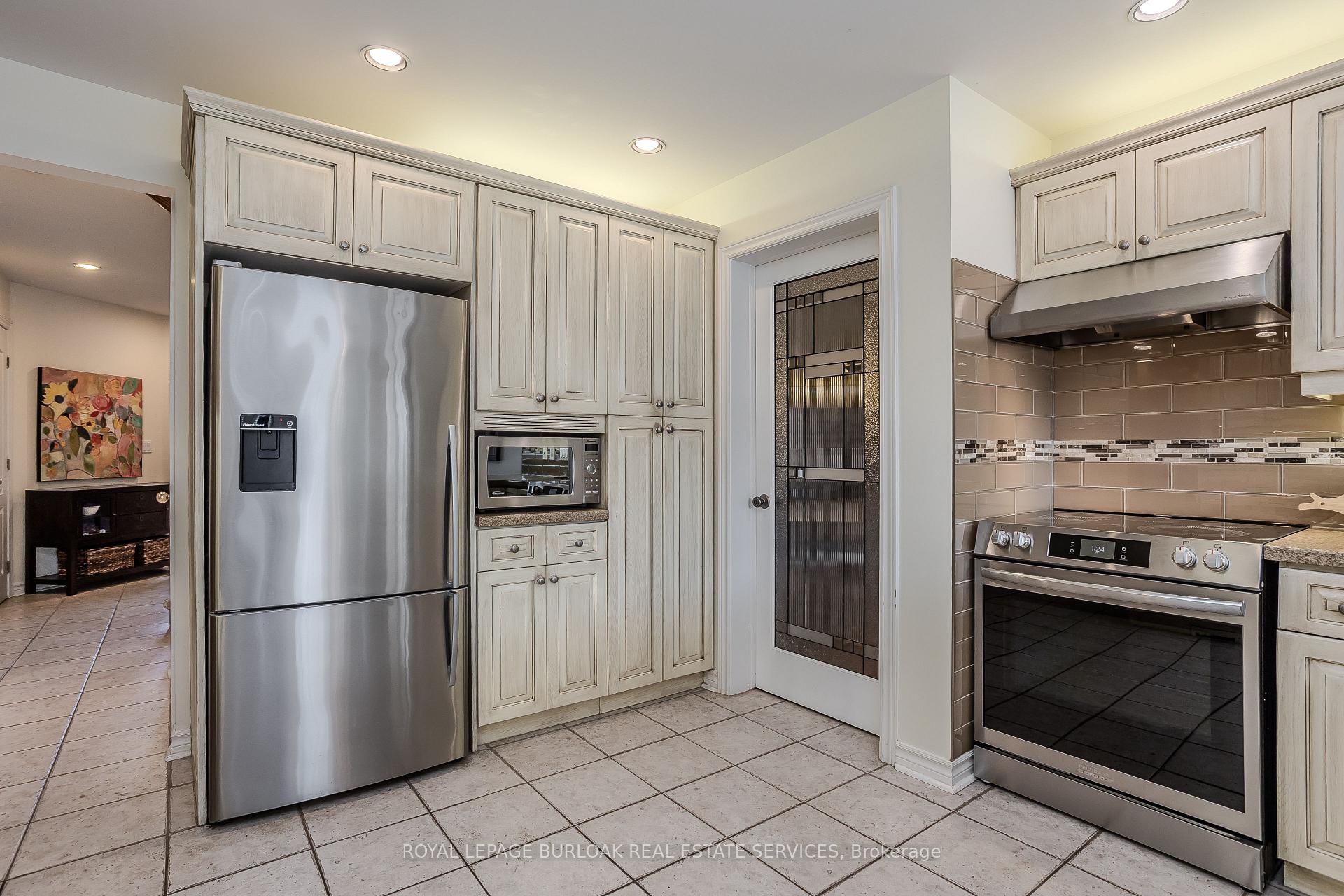 Photo 20 of 56 Farris Avenue, St. Catharines, Rykert/Vansickle — HOMEH