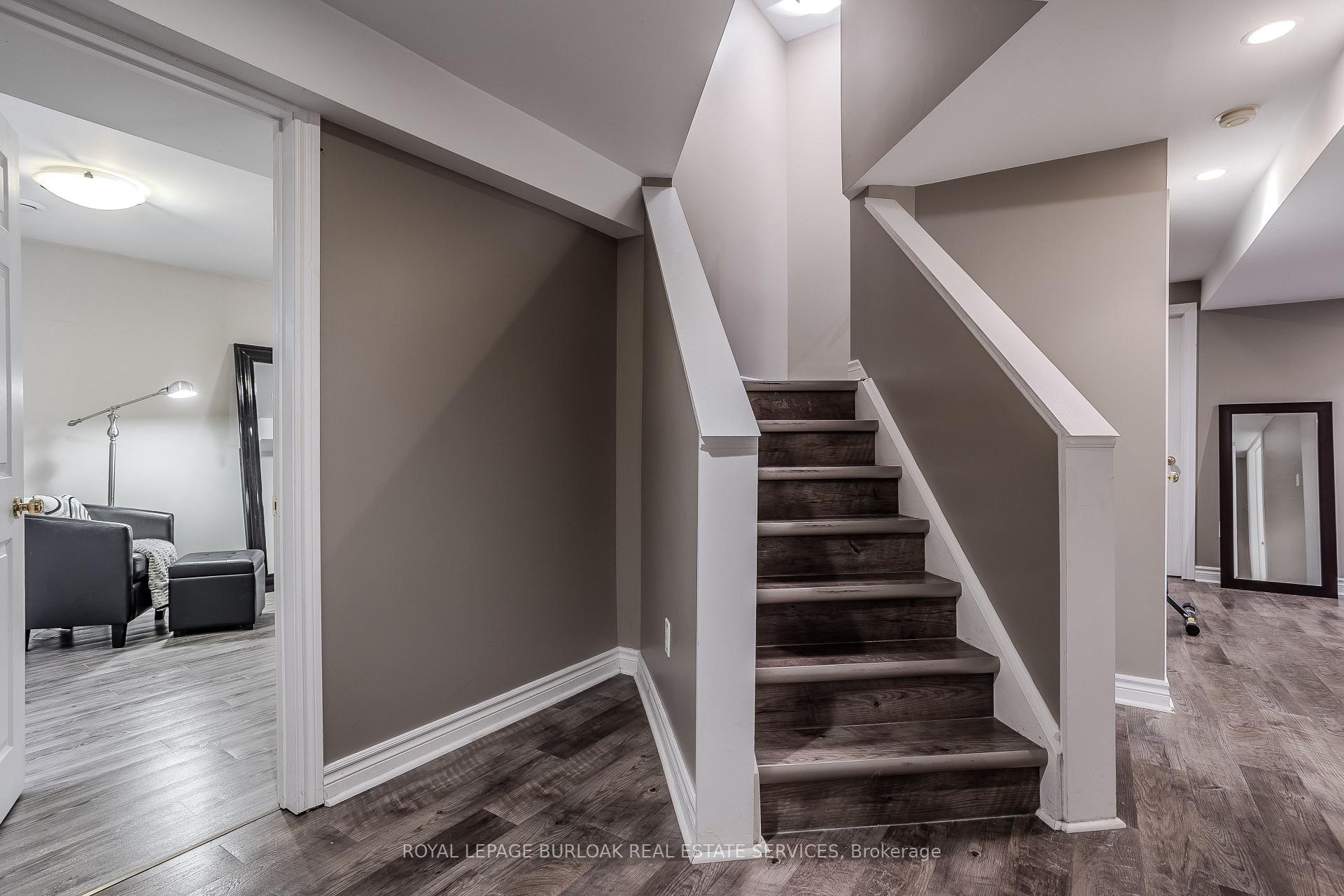 Photo 24 of 56 Farris Avenue, St. Catharines, Rykert/Vansickle — HOMEH