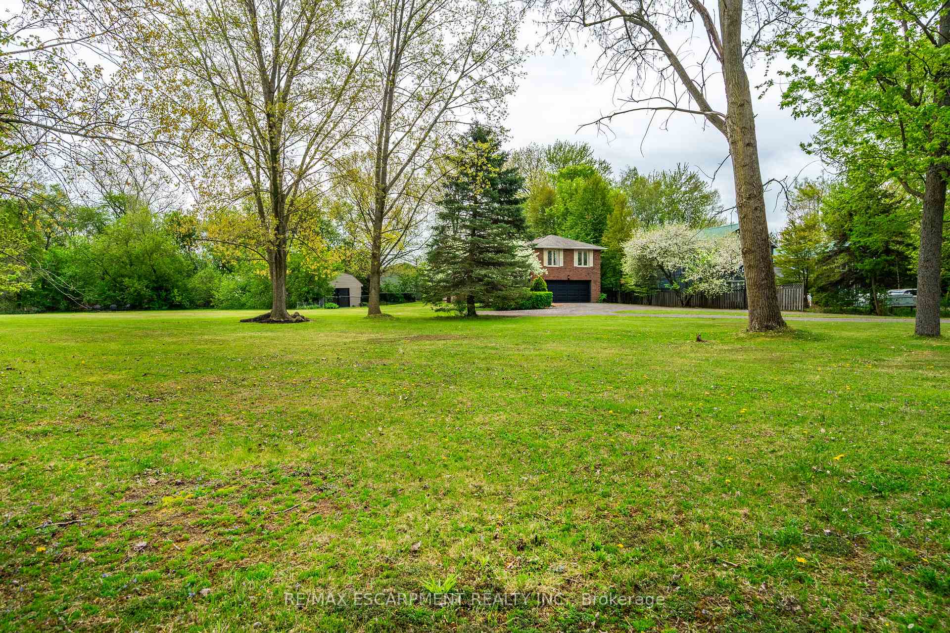 Photo 2 of 152 Concession 7 Road E, Hamilton, Rural Flamborough — HOMEH