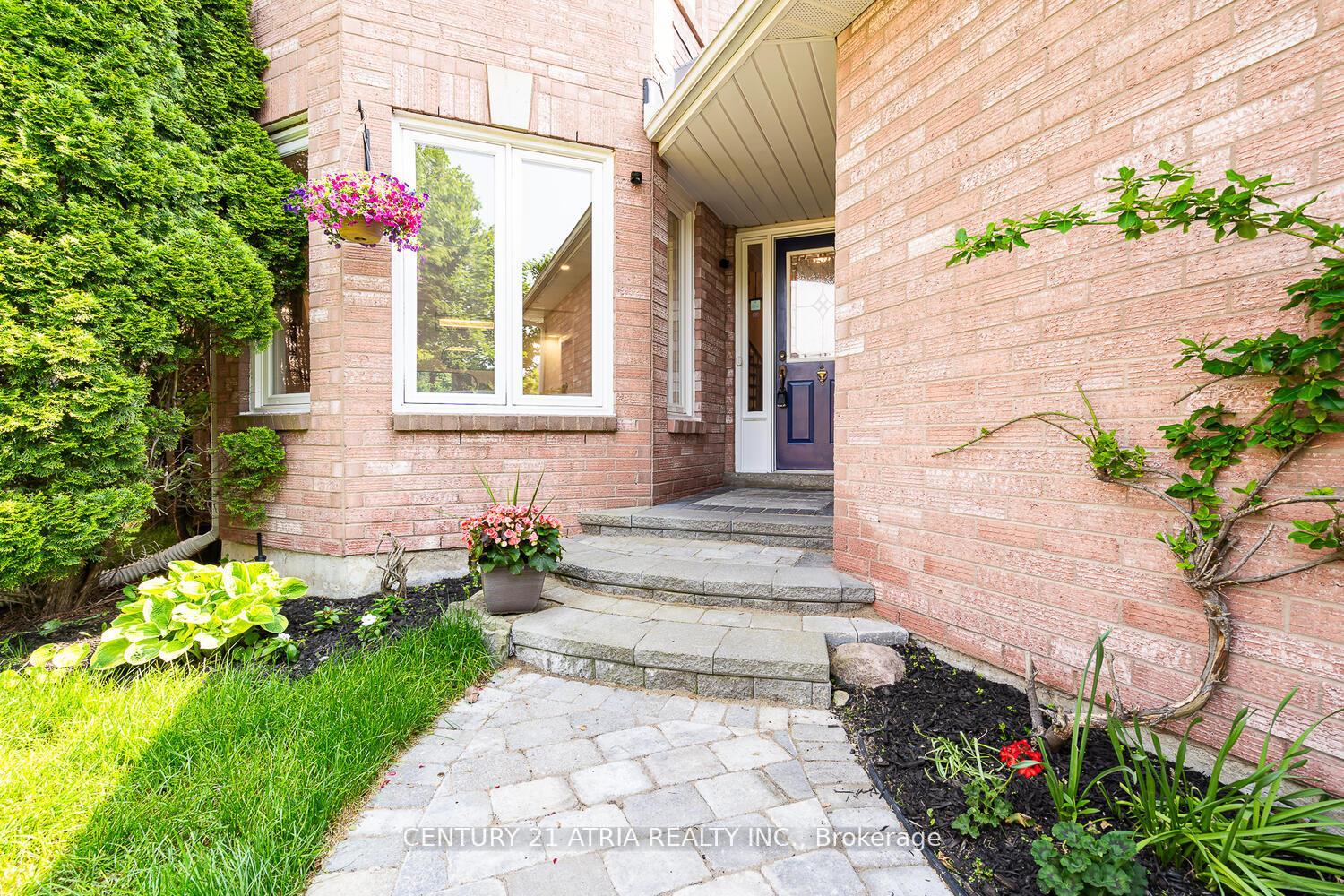 Photo 2 of 91 Dawlish Avenue, Aurora, Aurora Highlands — HOMEH