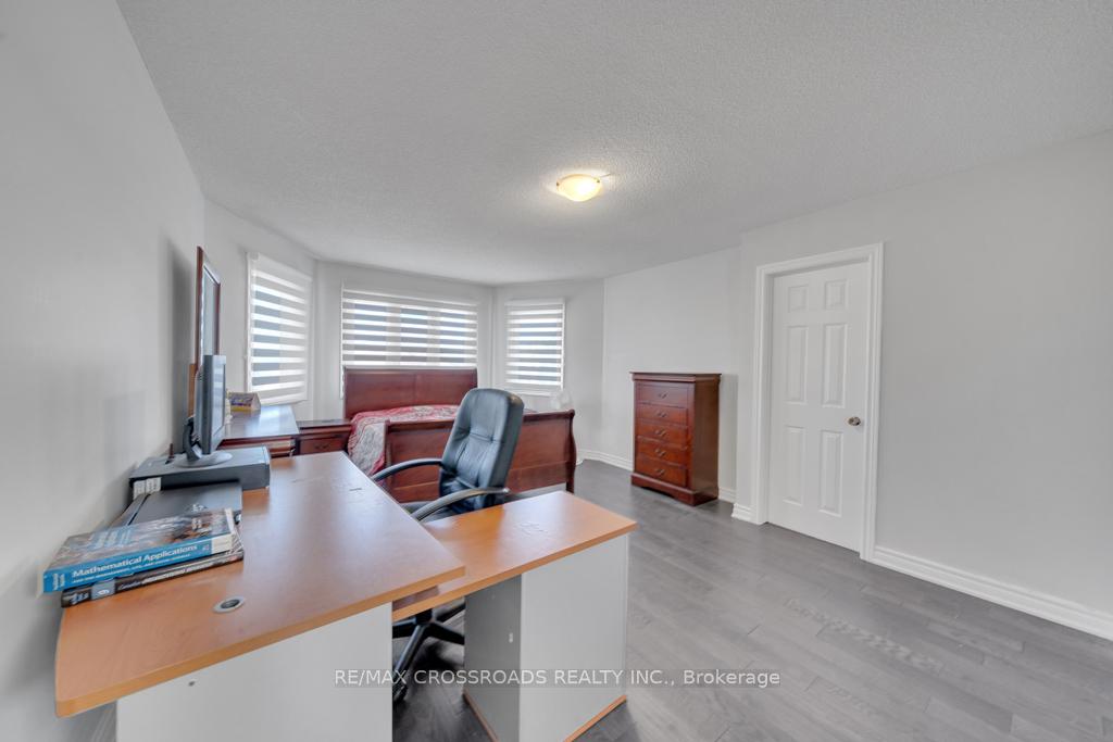 Photo 22 of 15 Leah Crescent, Ajax, Central West — HOMEH