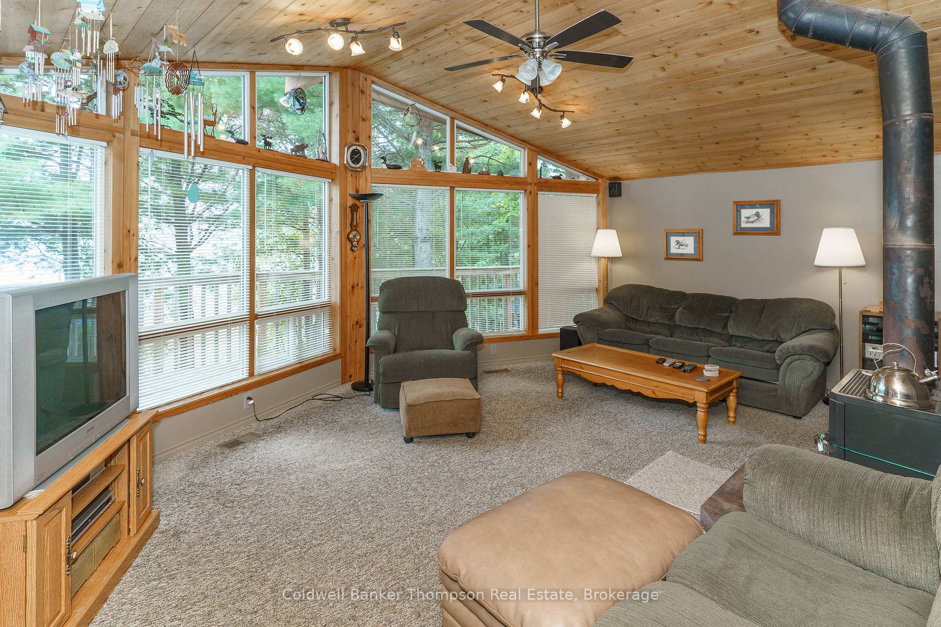 Photo 17 of 2266 Pickerel & Jack Lake Road, Burk's Falls — HOMEH