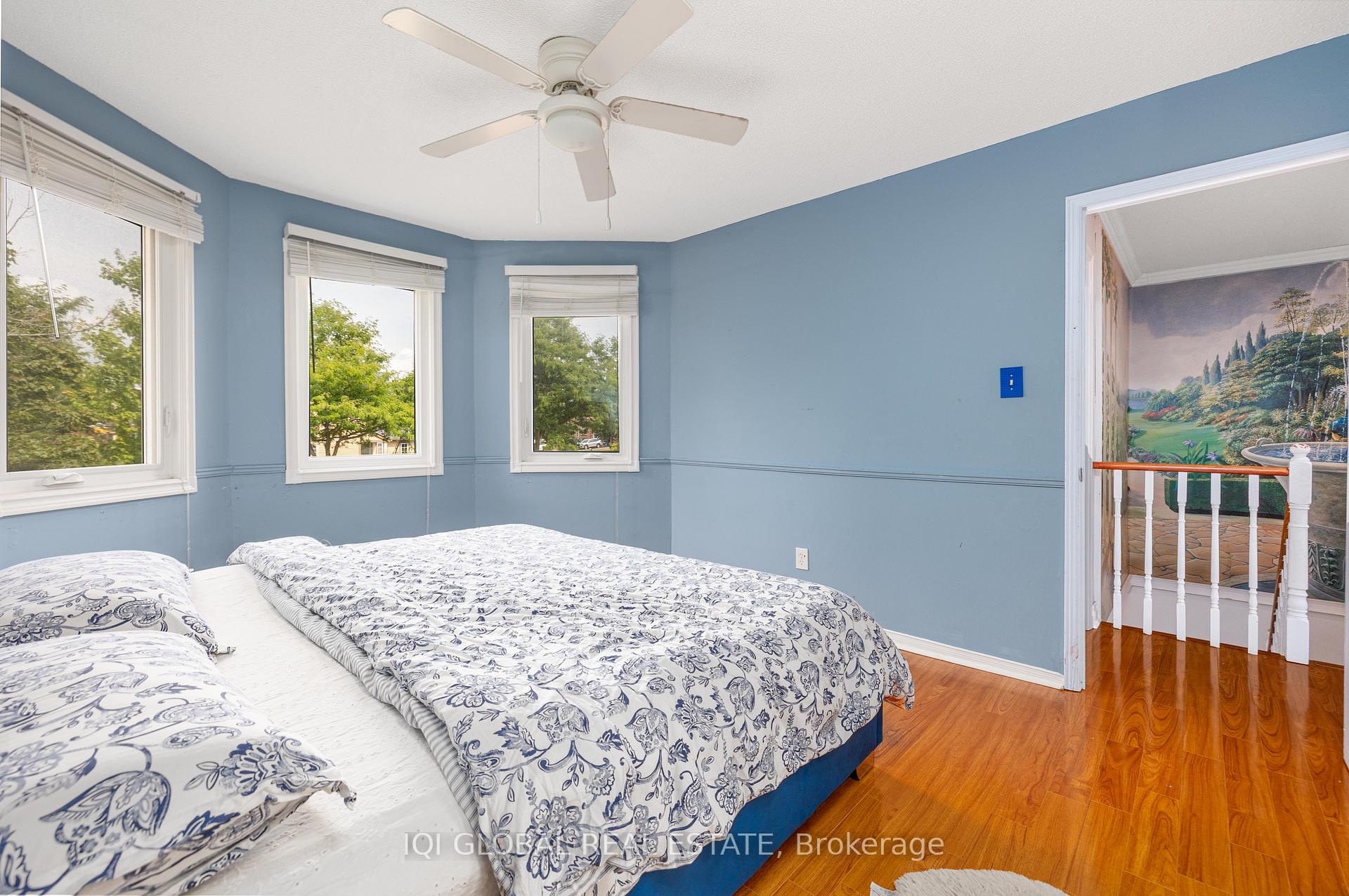 Photo 12 of 895 Ripley Crescent, Oshawa, Pinecrest — HOMEH