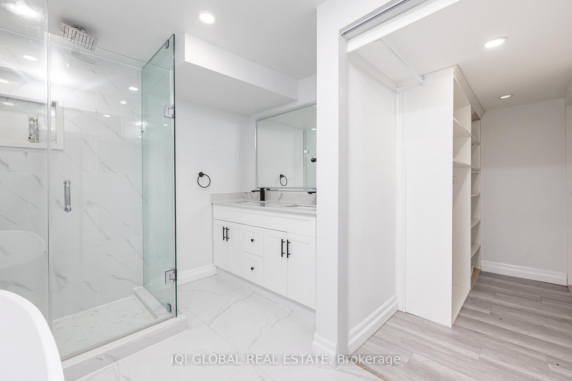 Photo 23 of 895 Ripley Crescent, Oshawa, Pinecrest — HOMEH