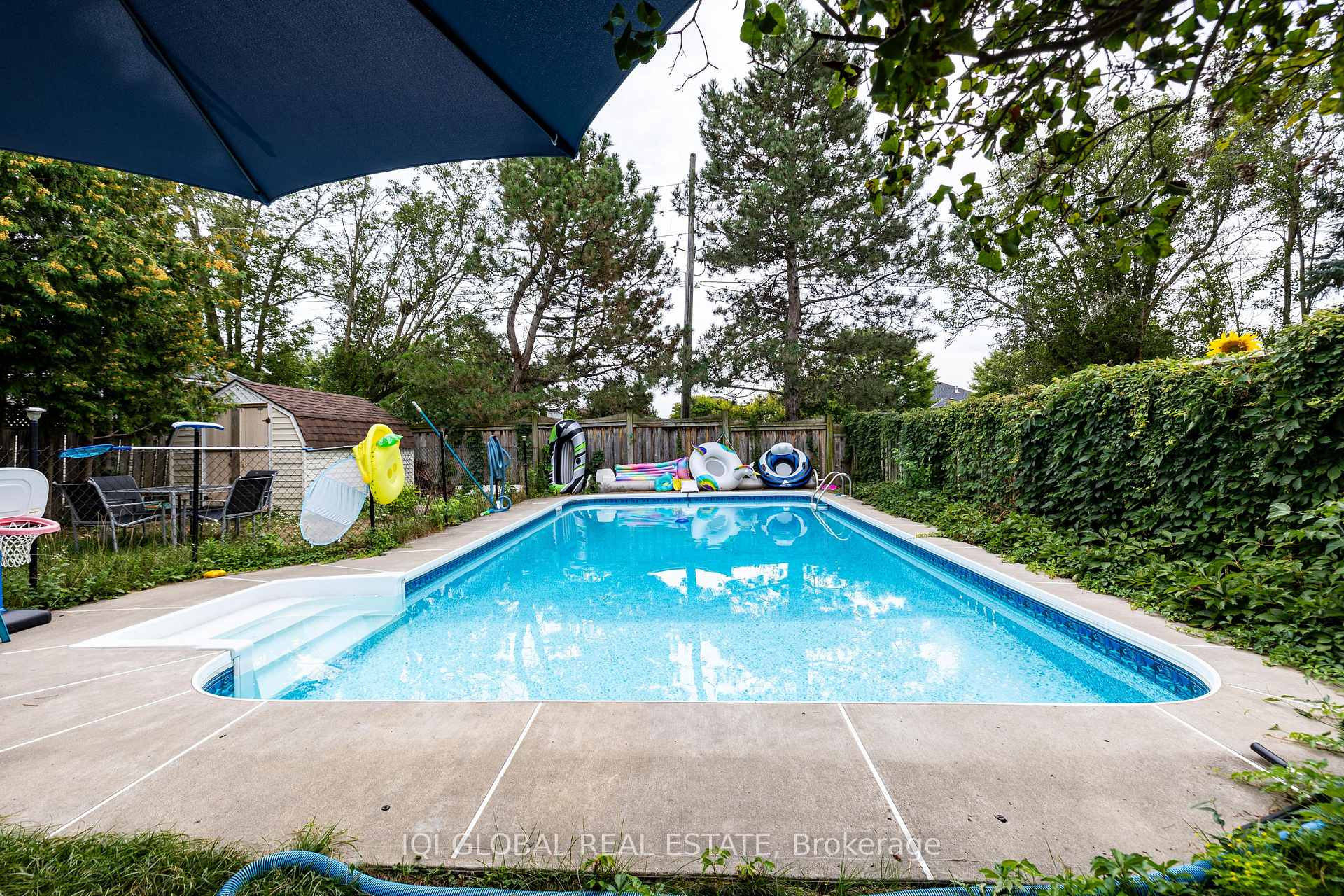 Photo 26 of 895 Ripley Crescent, Oshawa, Pinecrest — HOMEH