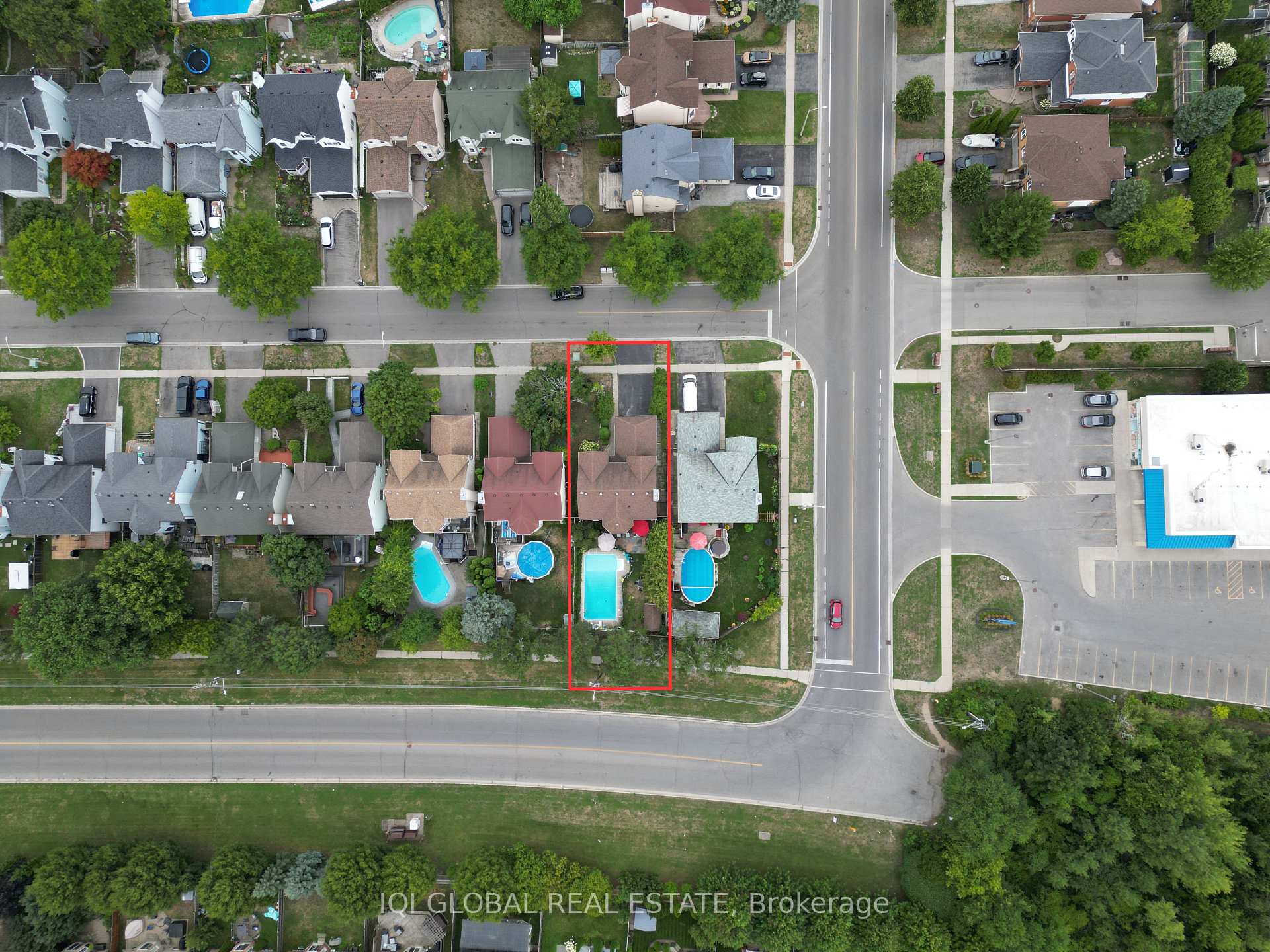 Photo 24 of 895 Ripley Crescent, Oshawa, Pinecrest — HOMEH