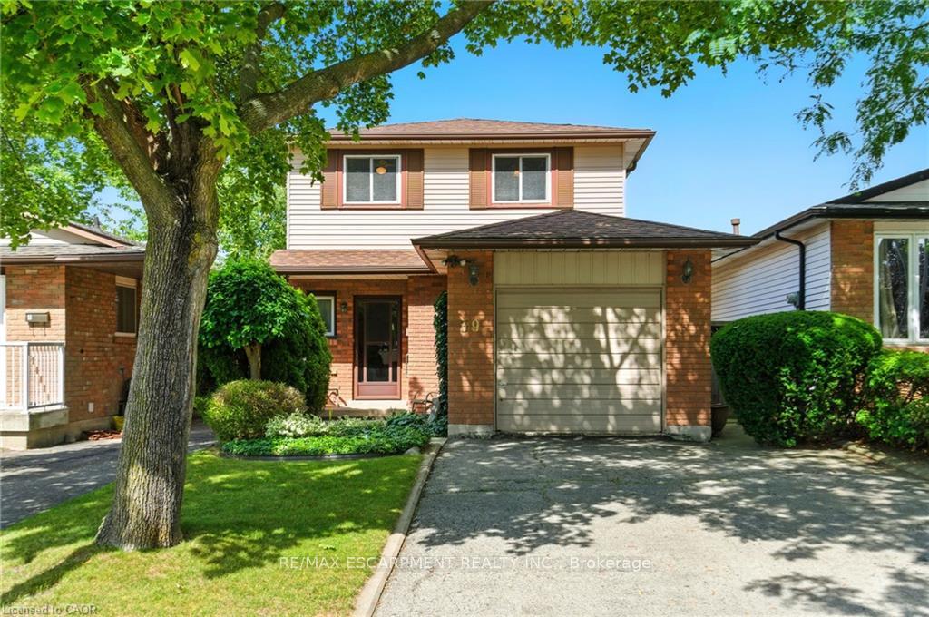 Front of 39 Megna Court