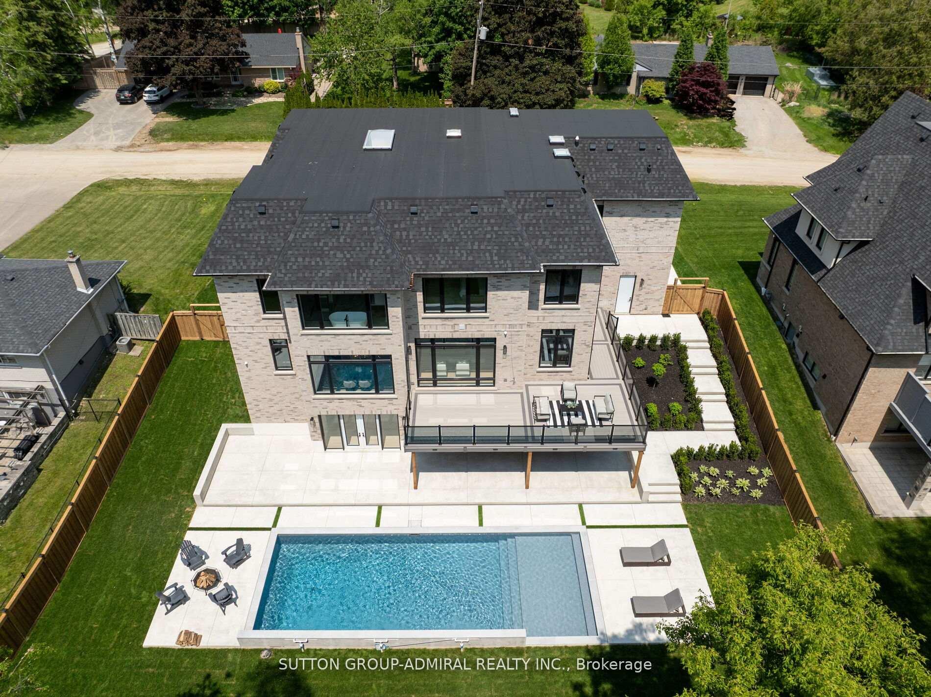 Photo 26 of 70 Elizabeth Drive, King, Nobleton — HOMEH