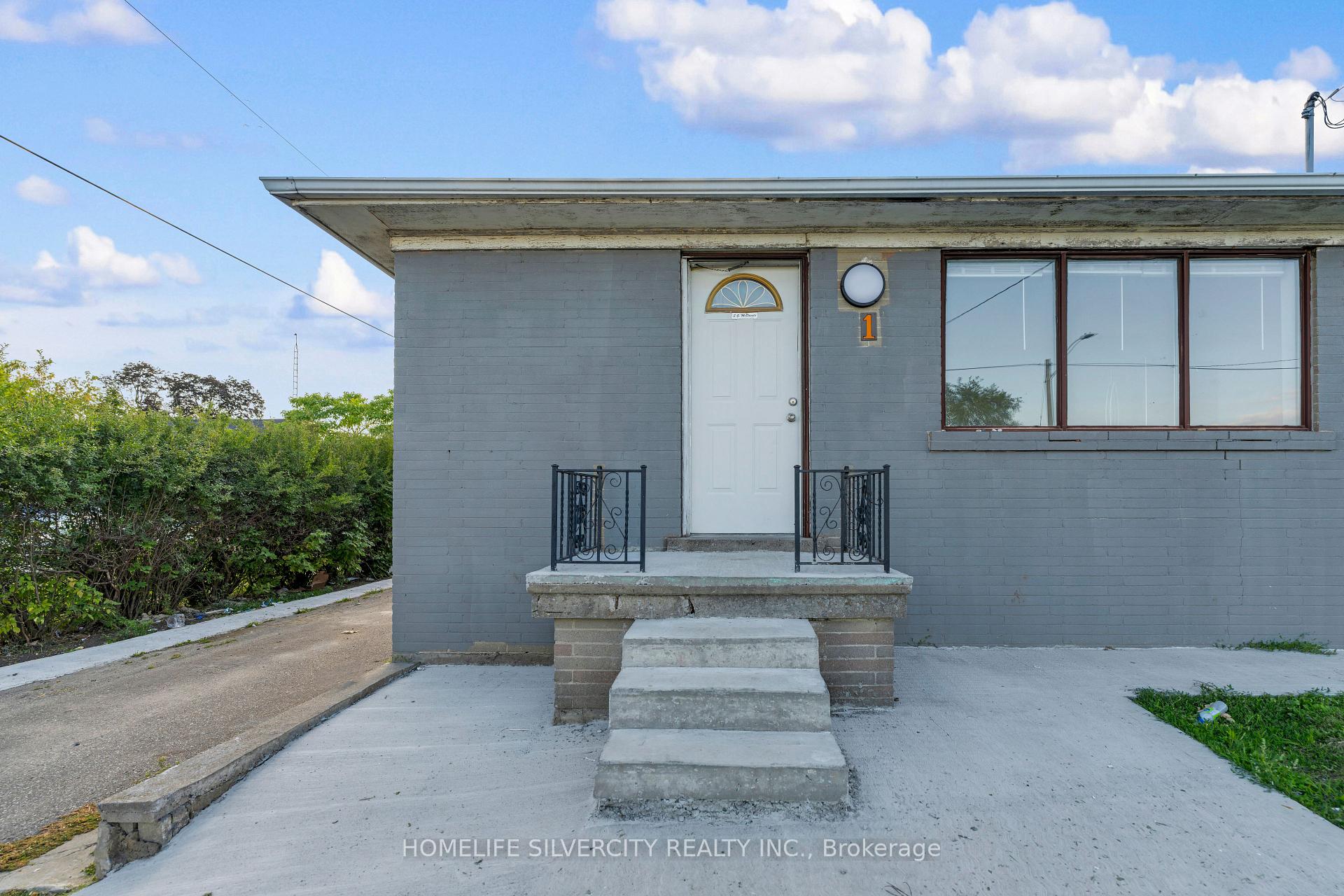 Photo 2 of 1 Studley Street, Mississauga, Malton — HOMEH