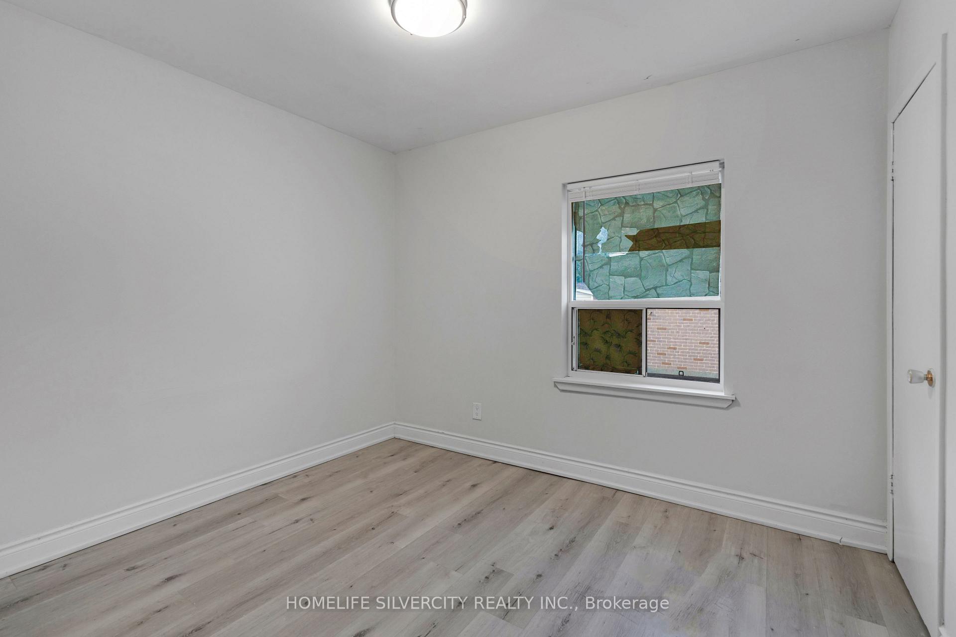 Photo 6 of 1 Studley Street, Mississauga, Malton — HOMEH