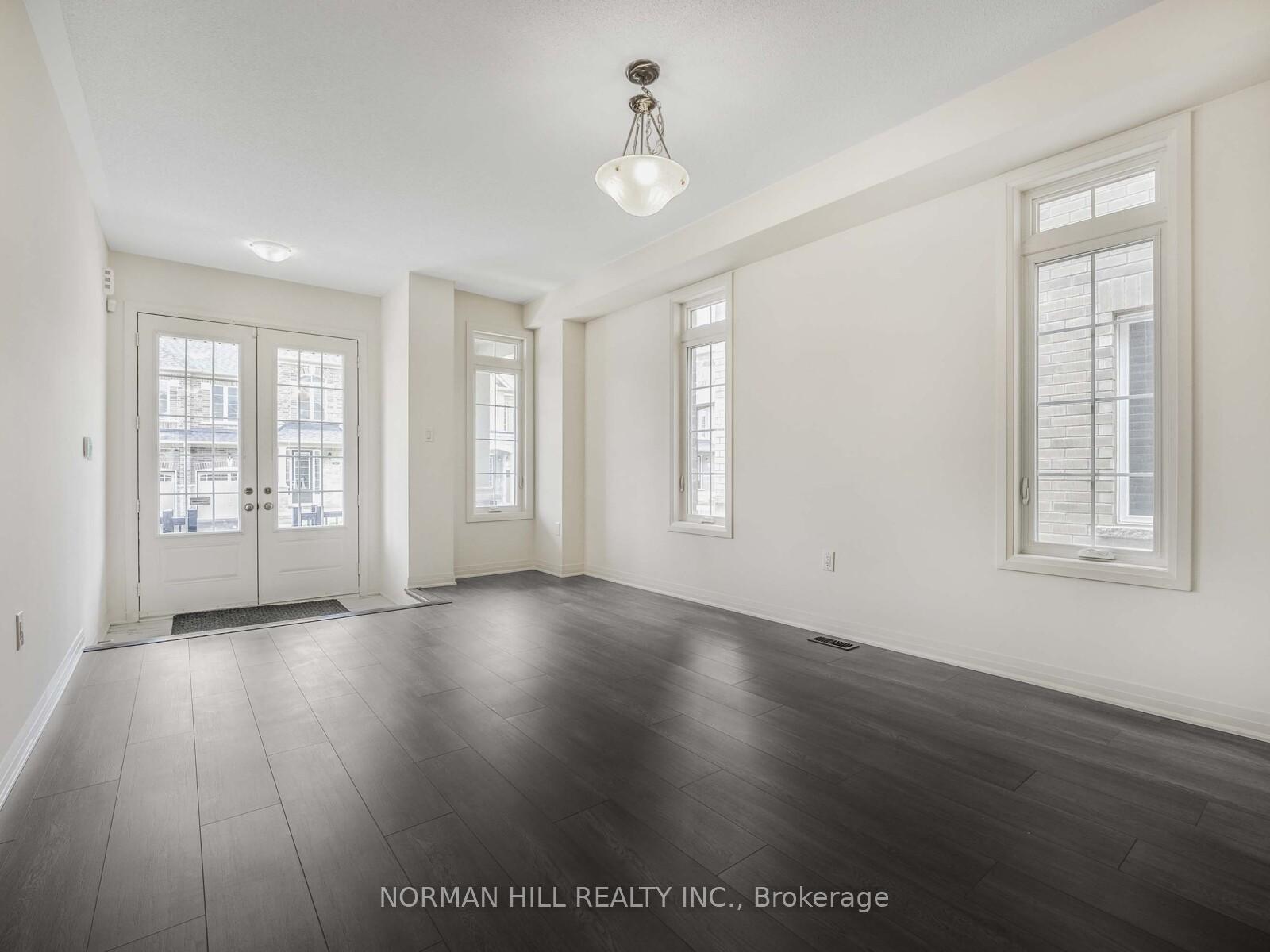Photo 7 of 30 Guildhouse Drive, Brampton, Northwest Brampton — HOMEH