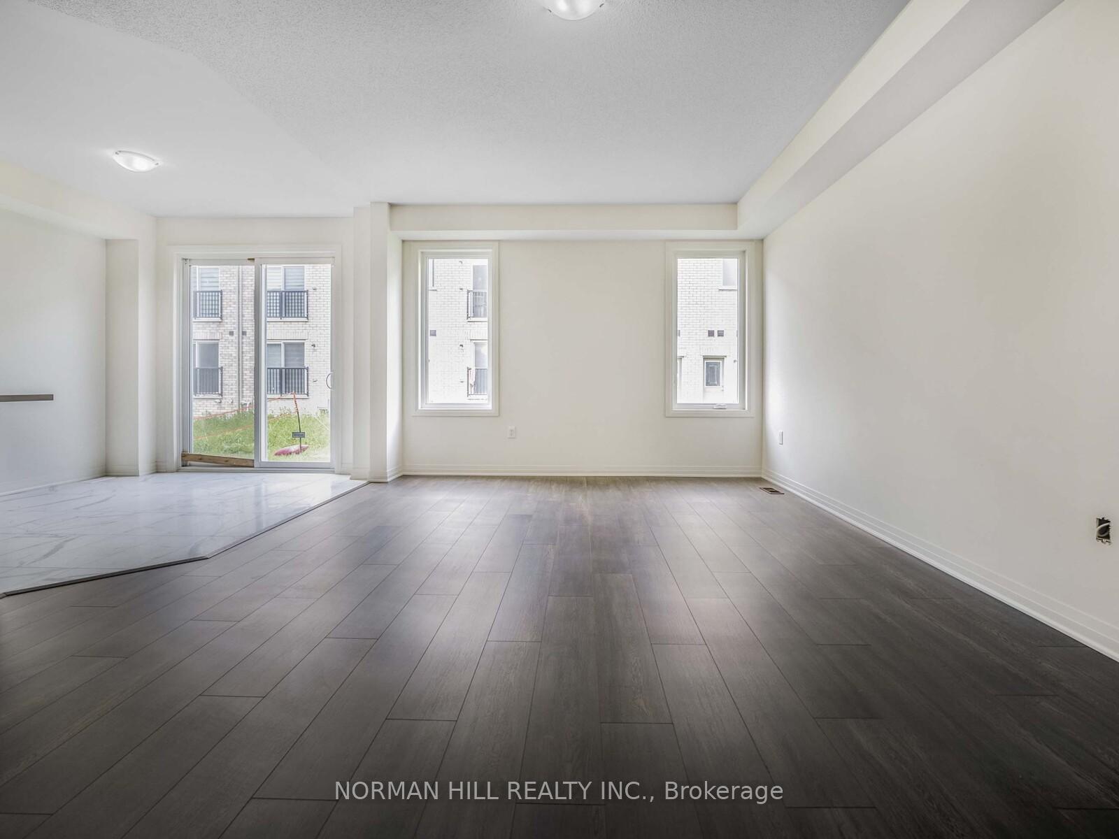 Photo 12 of 30 Guildhouse Drive, Brampton, Northwest Brampton — HOMEH