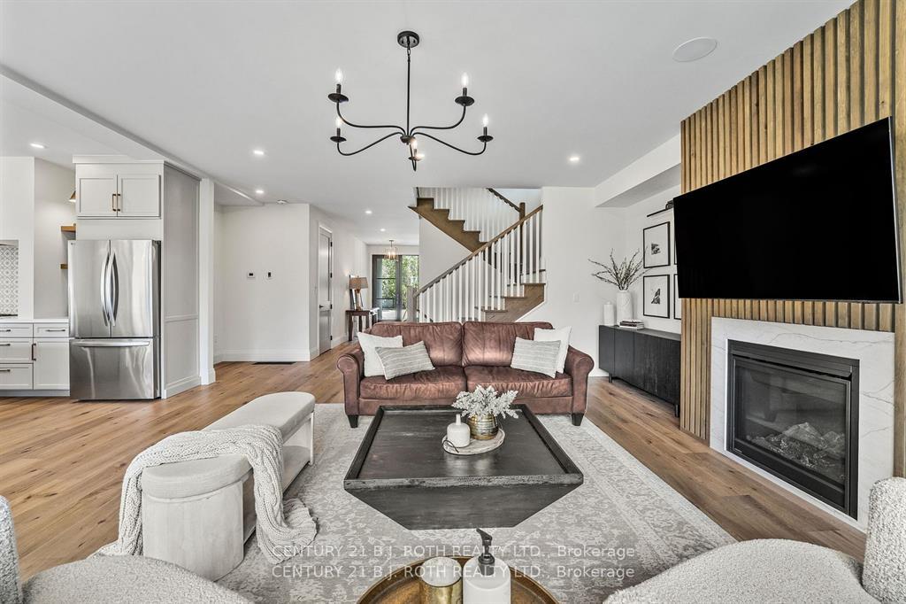 Photo 5 of 46 Tyndale Road, Barrie, South Shore — HOMEH