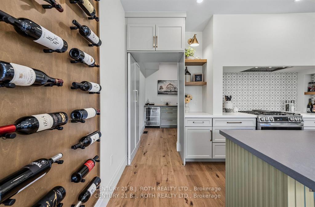 Photo 14 of 46 Tyndale Road, Barrie, South Shore — HOMEH