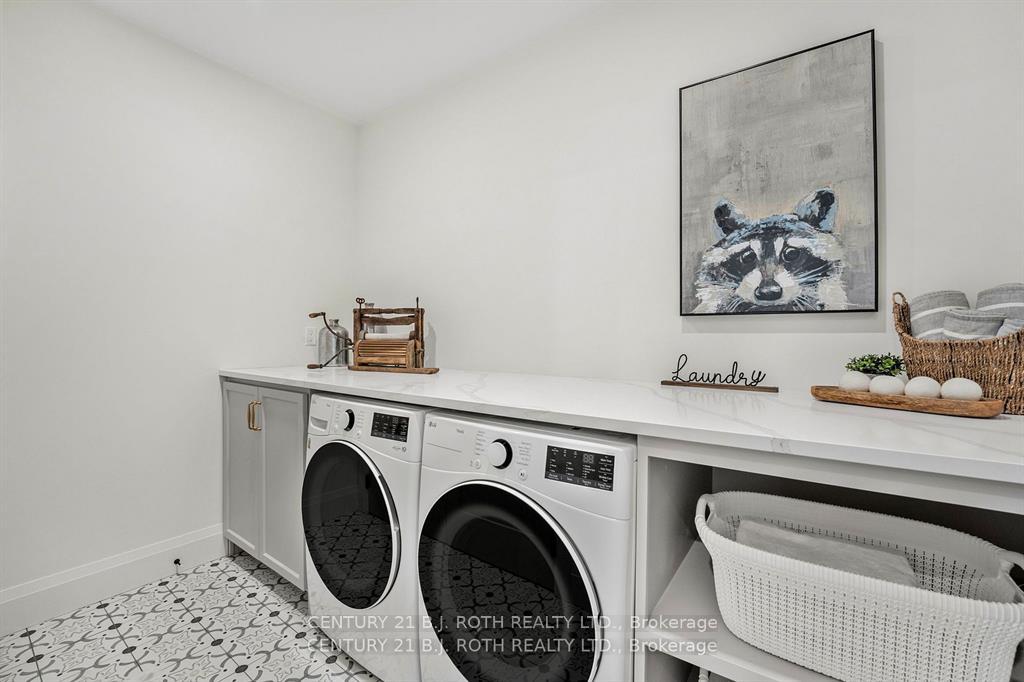 Photo 34 of 46 Tyndale Road, Barrie, South Shore — HOMEH